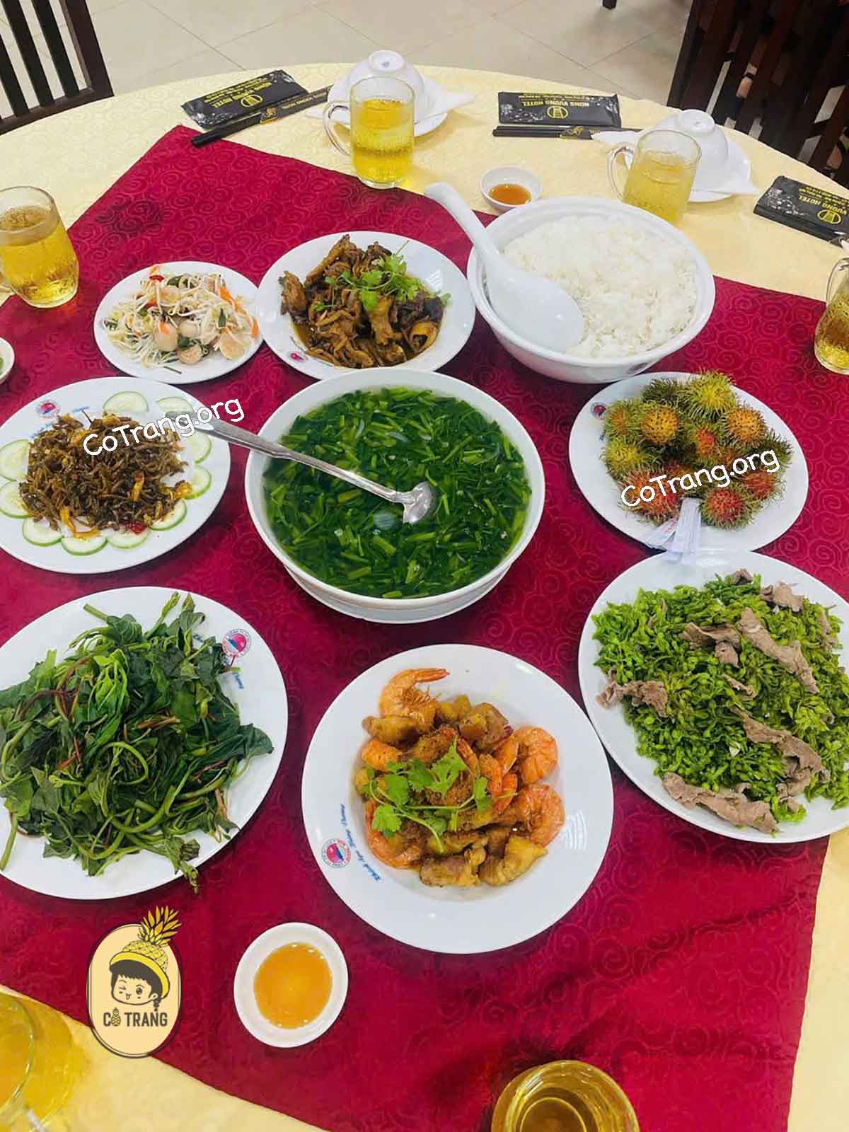 Các Món Ăn Tại Hùng Vương Hotel, Quảng Ngãi