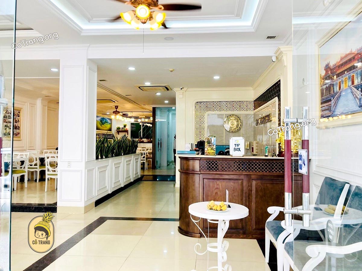 Không Gian Thực Tế Tại Khách Sạn La Perle Huế