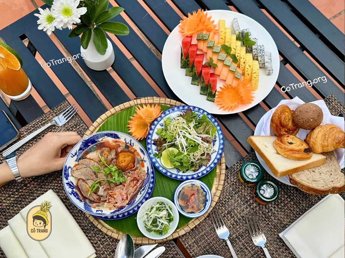 Các Món Ăn Tại Azerai La Residence, Huế