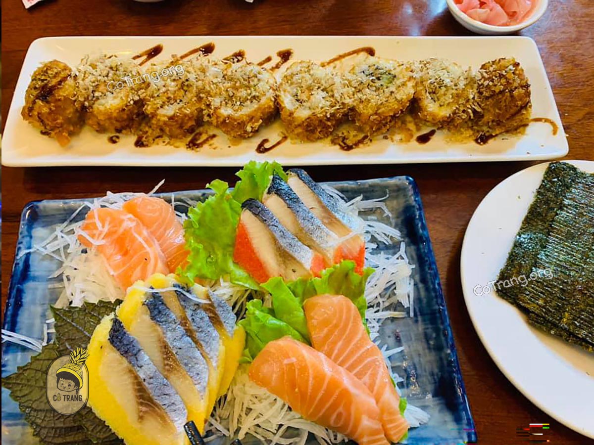 Không gian và món ăn tại Take Japanese Restaurant Huế