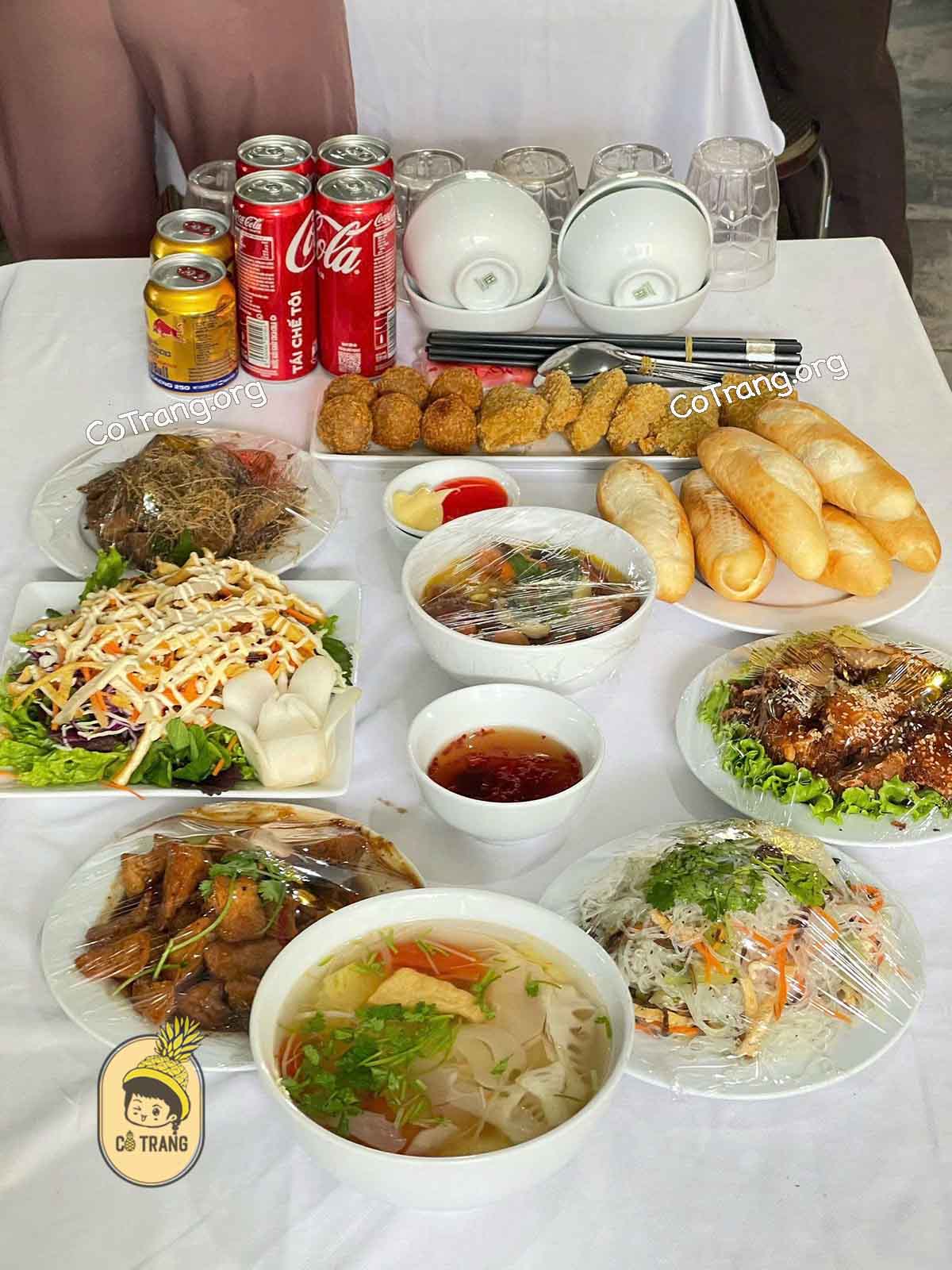 Menu Và Các Món Ăn Tại Quán Chay Bồ Đề, Vinh, Nghệ An
