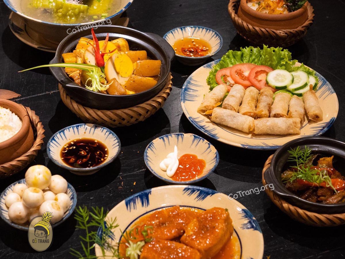 Nhà Hàng Bếp Xưa Đà Nẵng - 127 Nguyễn Chí Thanh.