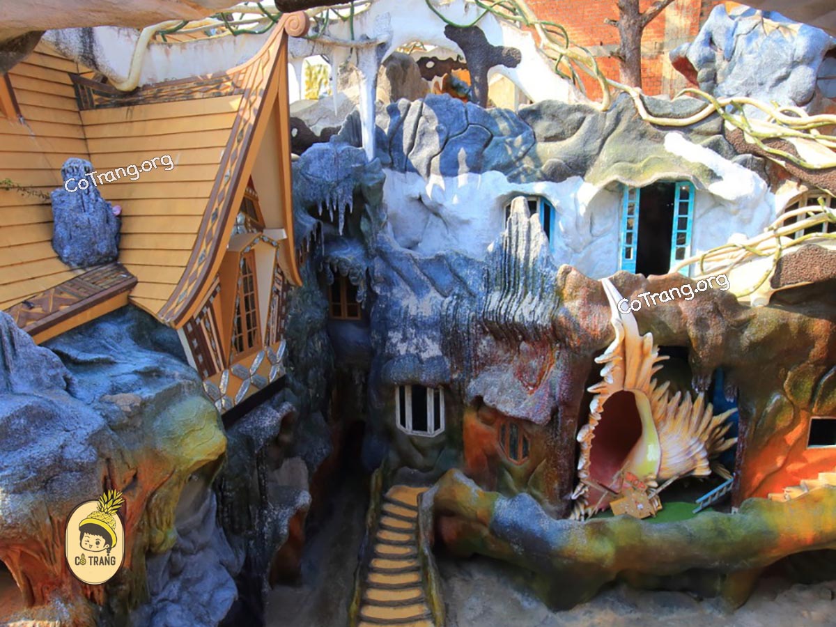 Không Gian Thực Tế tại Crazy House Đà Lạt