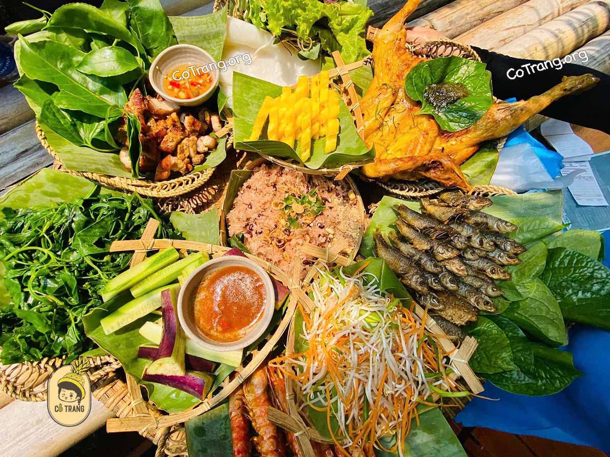 Các Món Ăn Tại Diamond Hotel, Đồng Hới