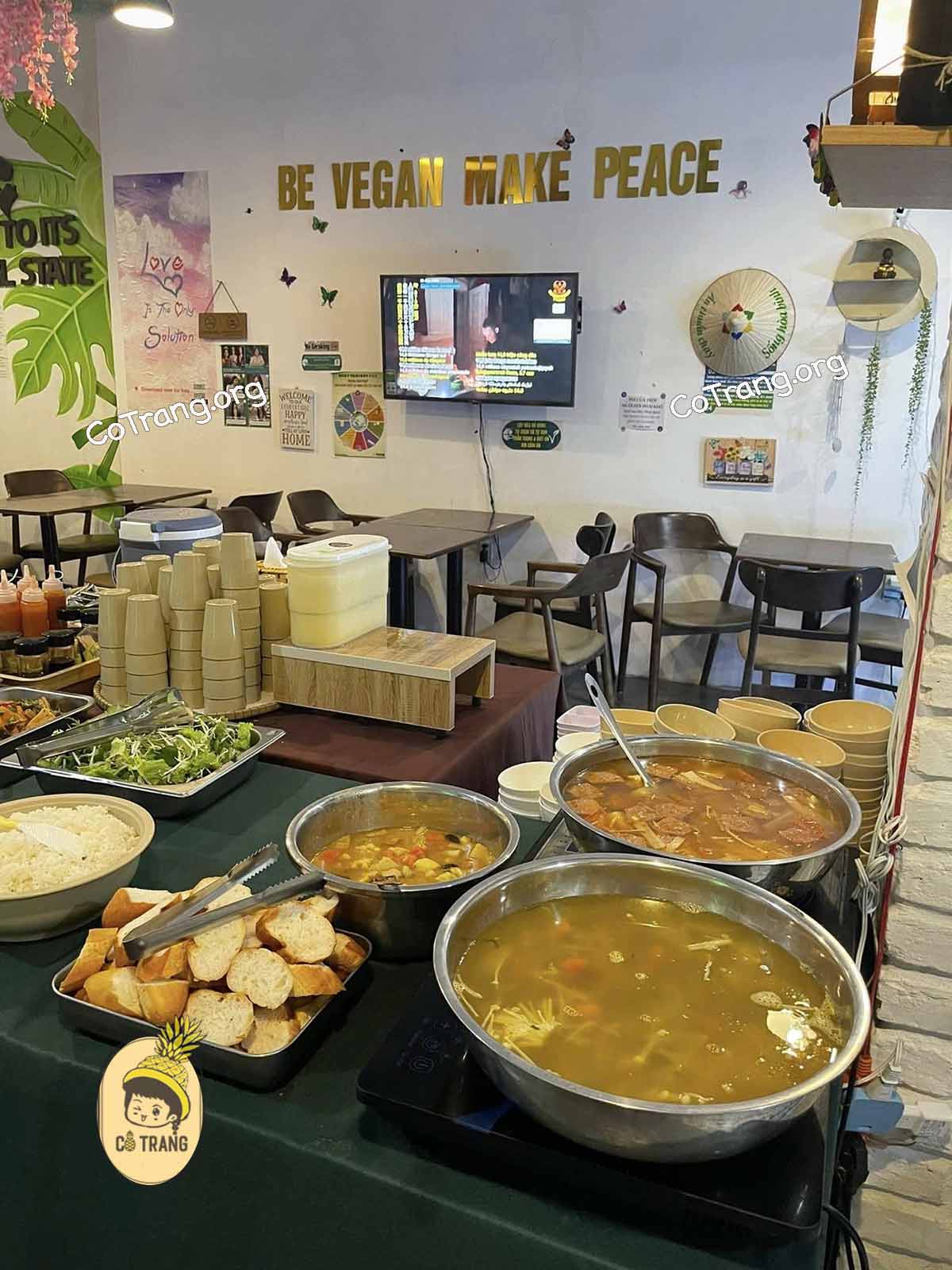 Không Gian Thực Tế Tại Genkan Vegan Chay, Đồng Hới