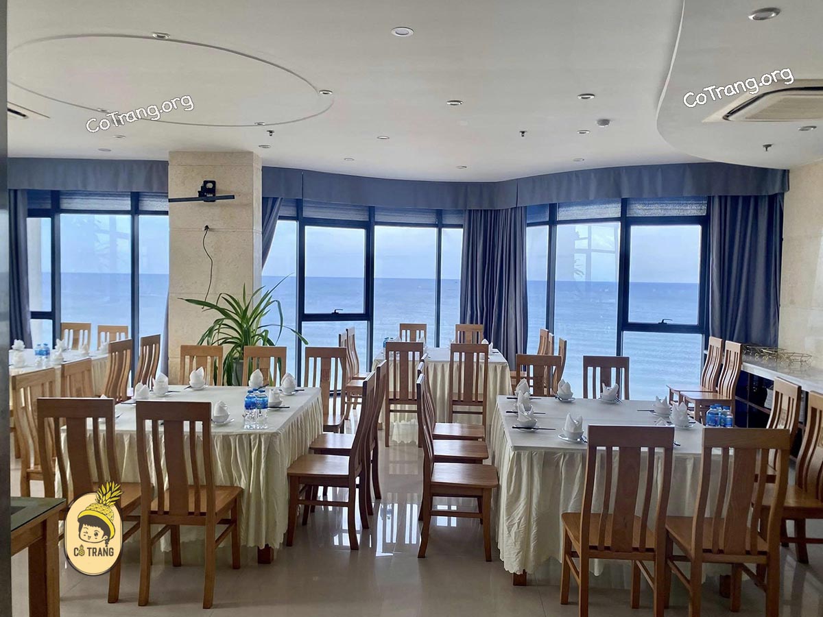 Cao Minh Hotel Đồng Hới - Khách sạn 3 Sao view biển Nhật Lệ, menu, review