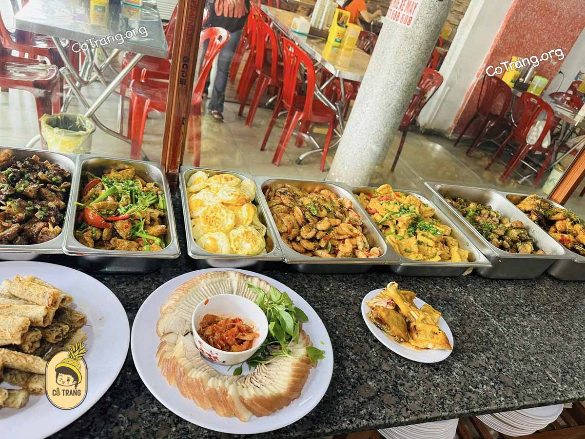 Menu Và Các Món Ăn Tại Cơm Tấm Sườn Gà, Đồng Hới