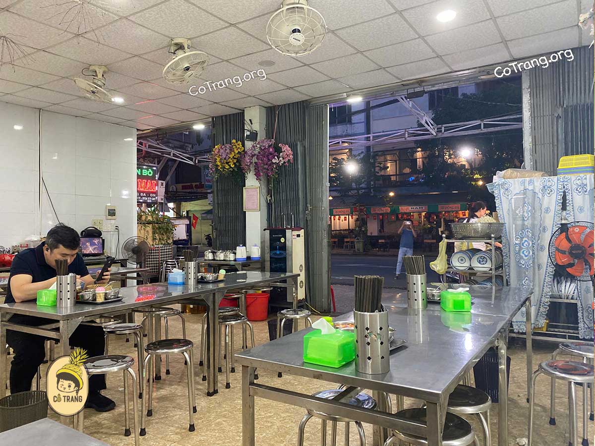 Không Gian Thực Tế Tại Bún Bò Huế Bé Mai, Đà Nẵng