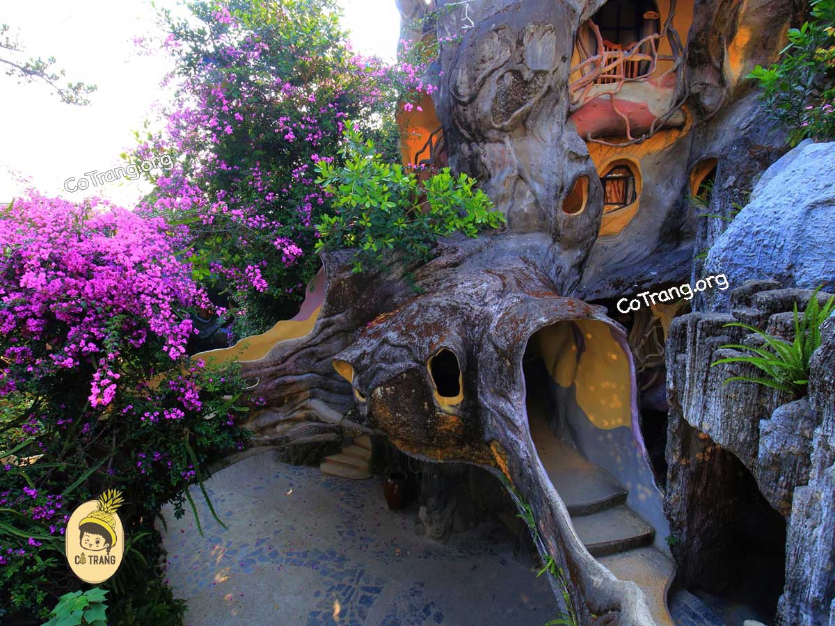 Không Gian Thực Tế tại Crazy House Đà Lạt