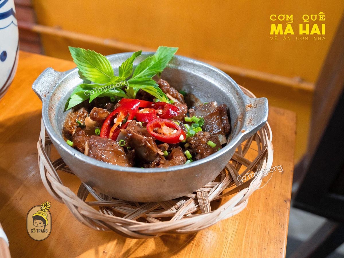 Menu thức ăn tại Cơm Quê Má Hai Đà Nẵng