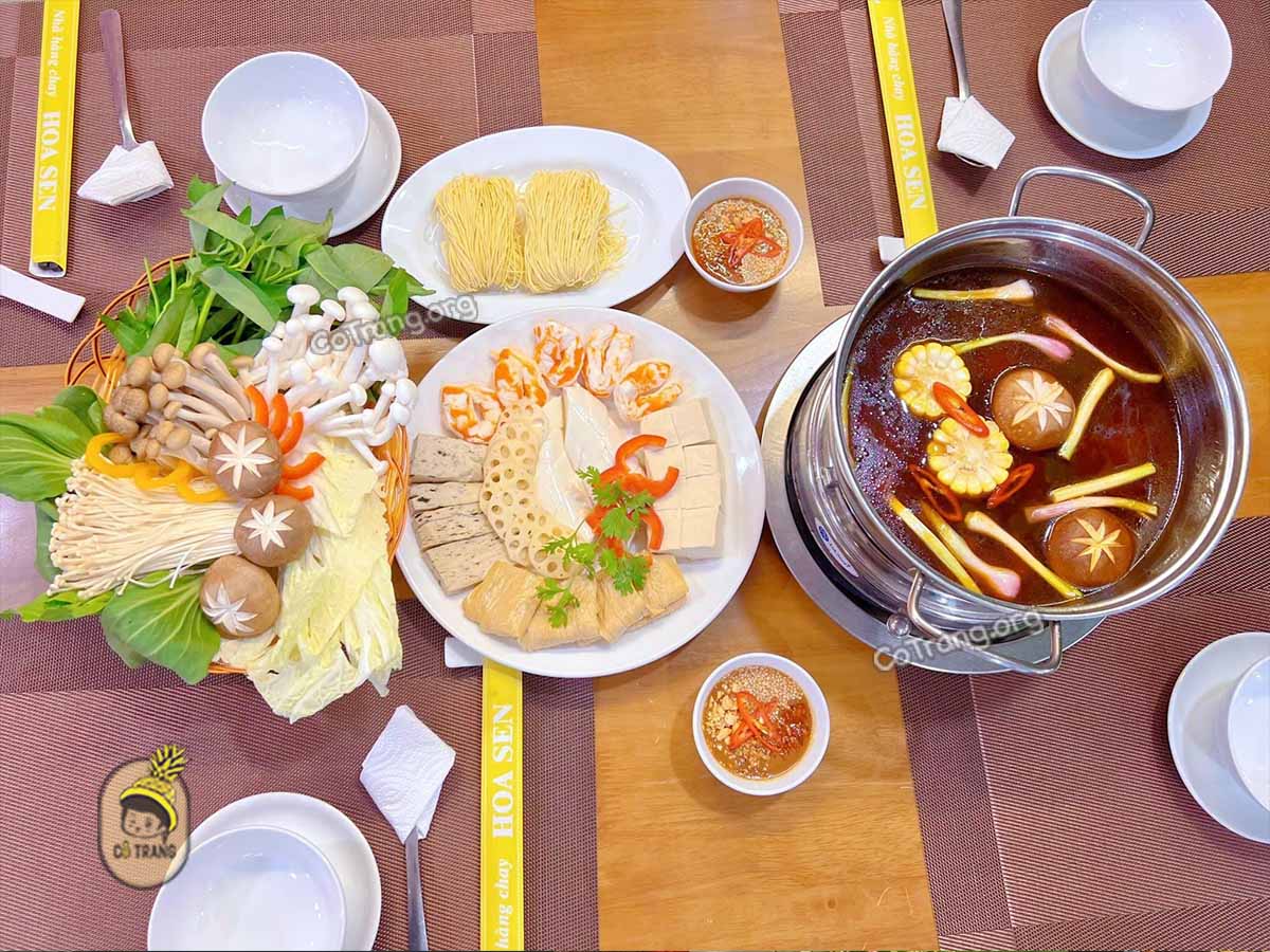 Nhà Hàng Chay Hoa Sen - 62 Phan Đình Phùng