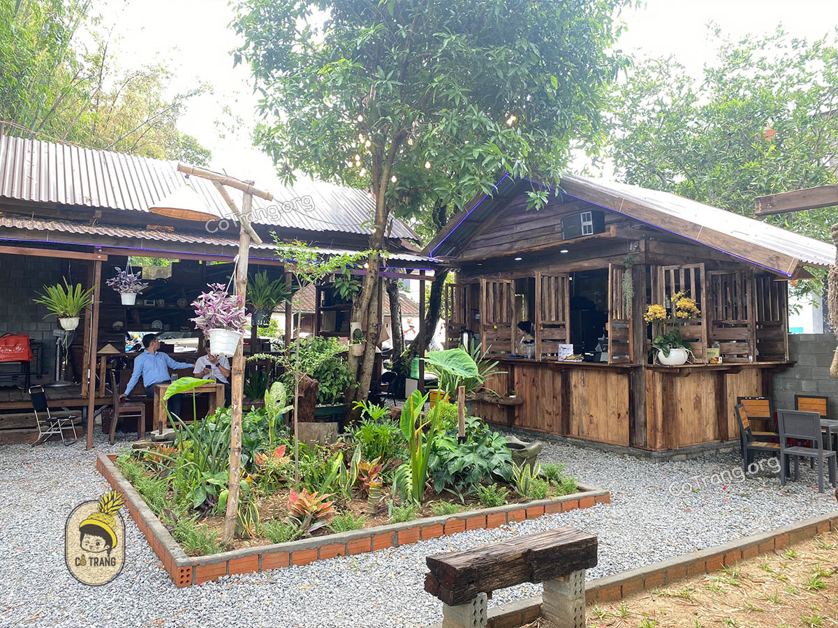 FIELD Coffee Đà Nẵng - kiệt 12 thôn Phong Nam, Hoà Vang