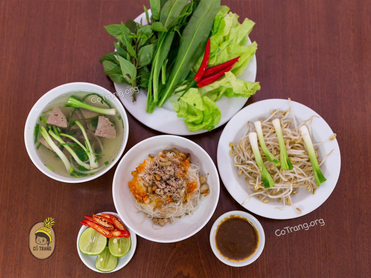 Phở Khô Hồng Gia Lai - 22-24 Nguyễn Văn Trỗi, Pleiku