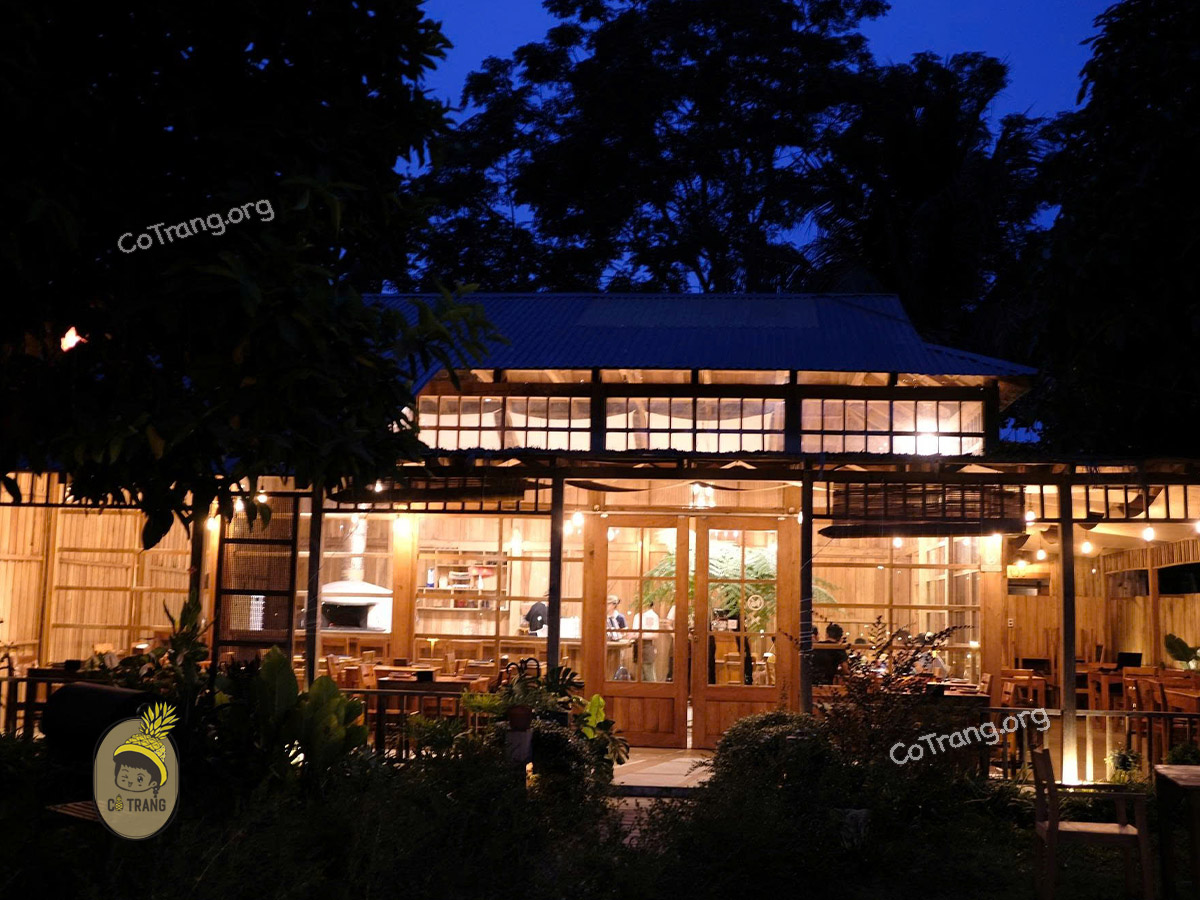 Muoi Pizza Quảng Ngãi - Toạ độ thưởng thức Pizza lò củi thơm ngon, menu, review