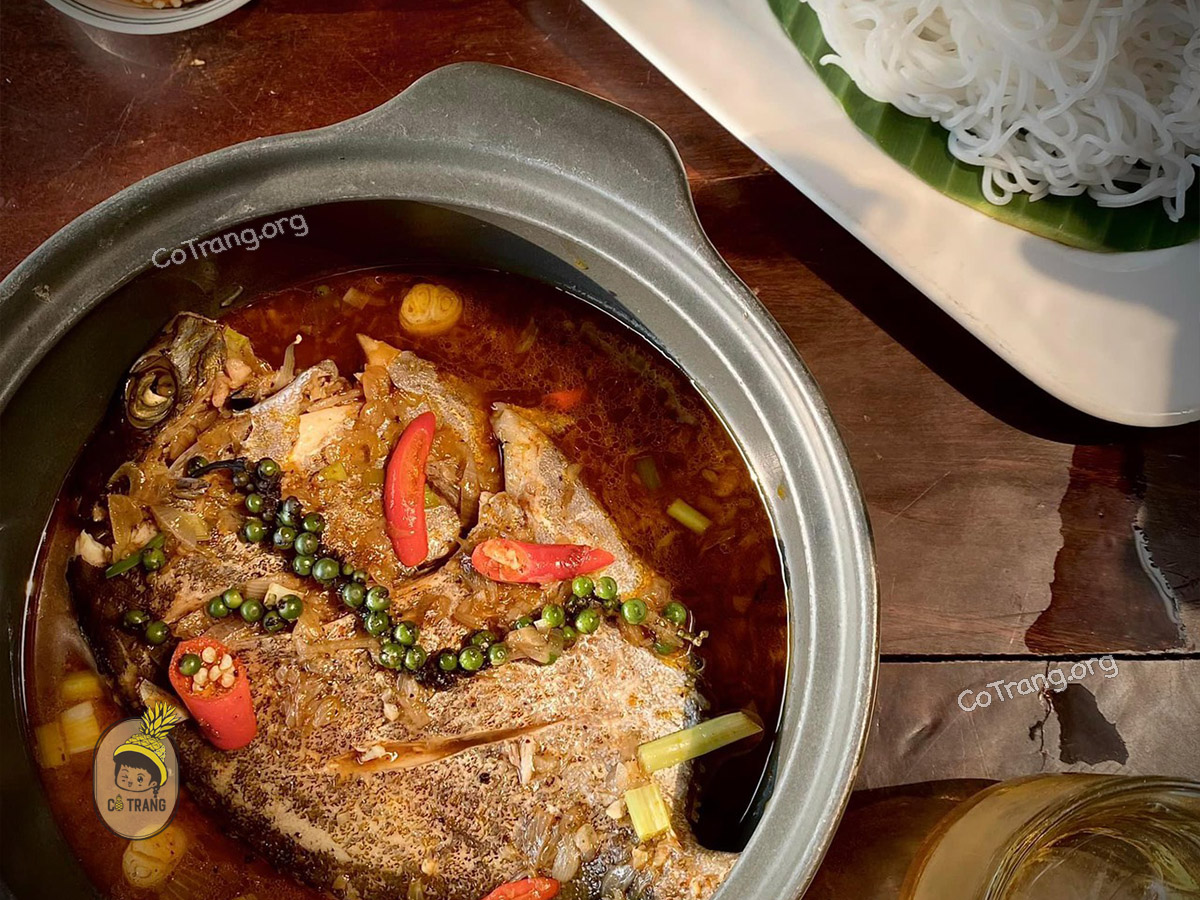 Menu thực đơn và món ăn thực tế tại Nhà Hàng Ngói Nâu Gia Lai