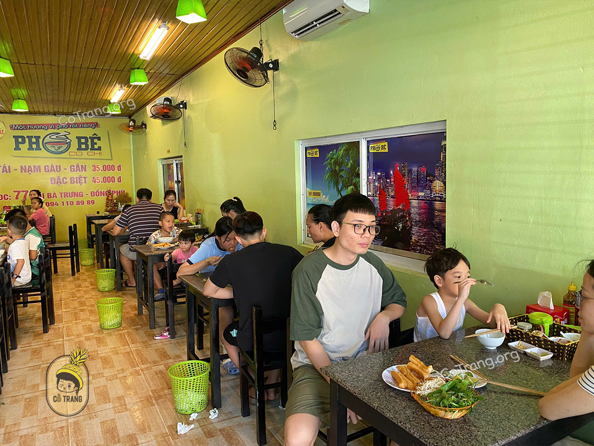Không gian thực tế tại Phở Bê Quảng Bình