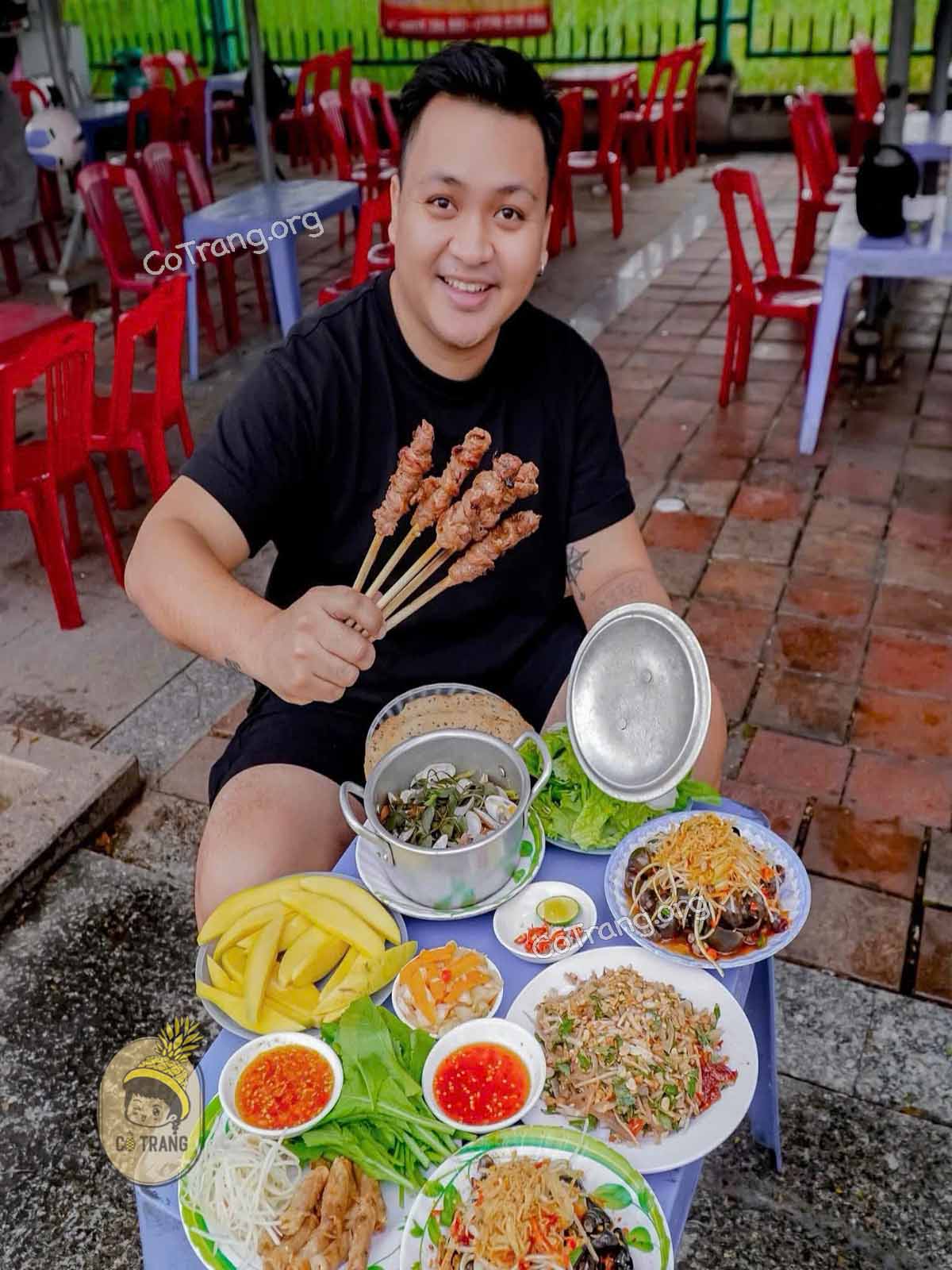 Hình ảnh thực tế Ốc Hút Đà Nẵng