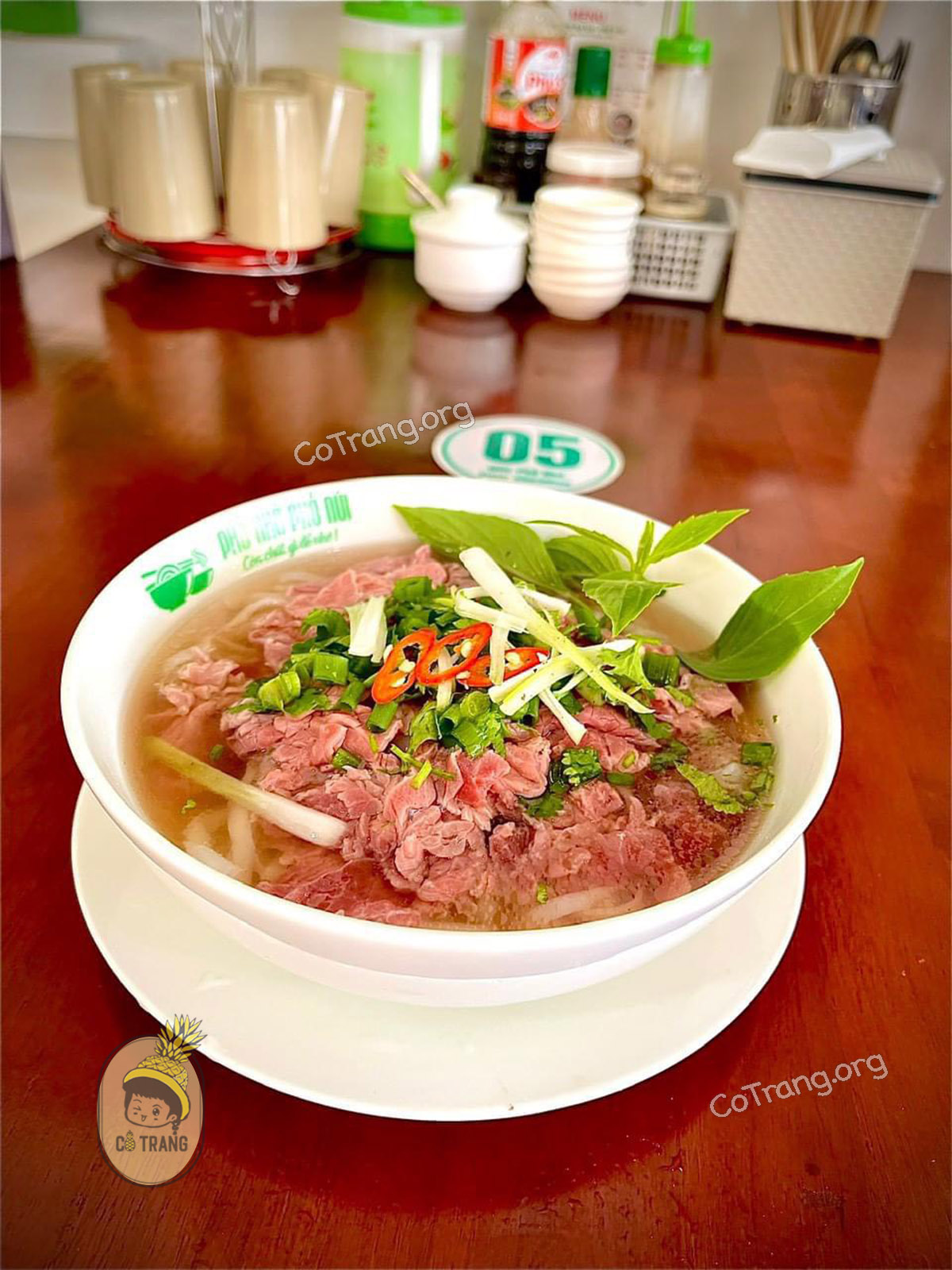 Menu thực đơn và món ăn thực tế tại Phở Nhớ Phố Núi