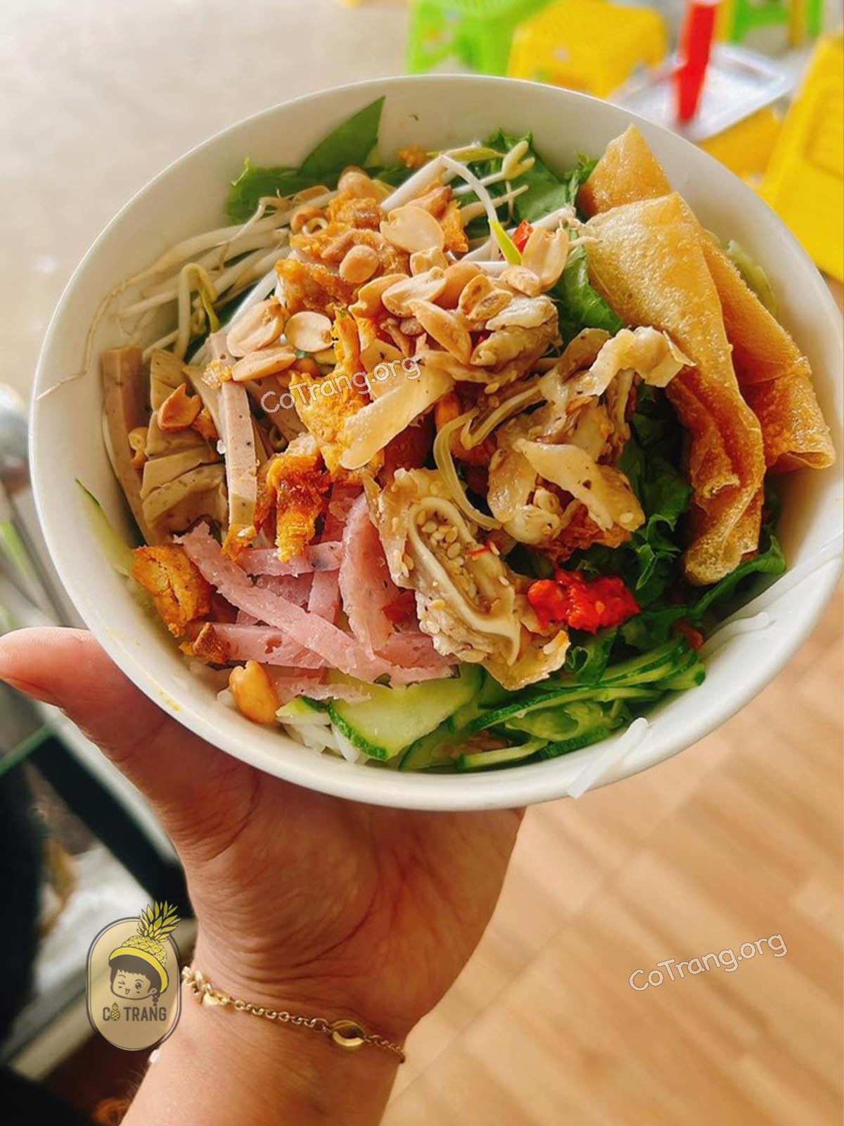 Hình ảnh thực tế Bún Cua Thối Gia Lai