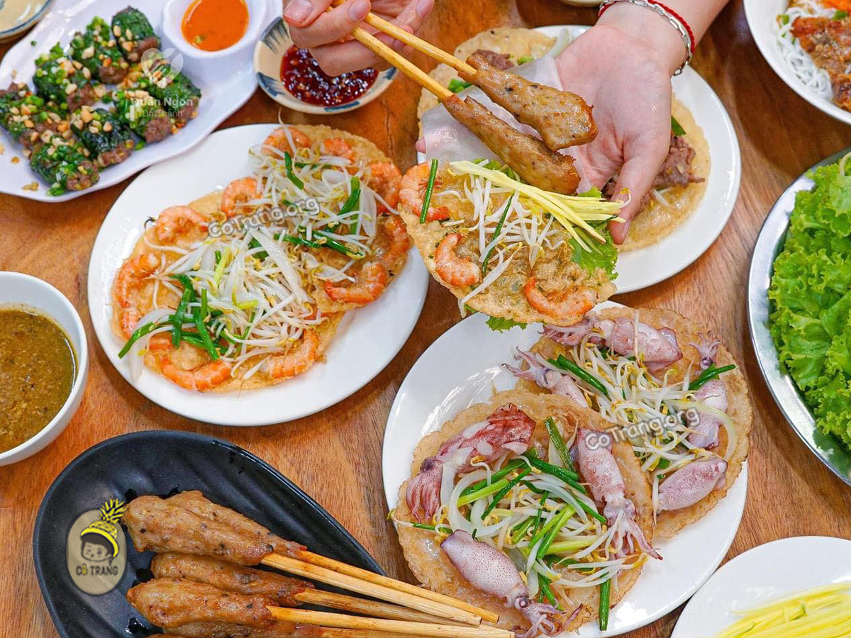 Hình ảnh thực tế Bánh Xèo Tôm Mực Nha Trang