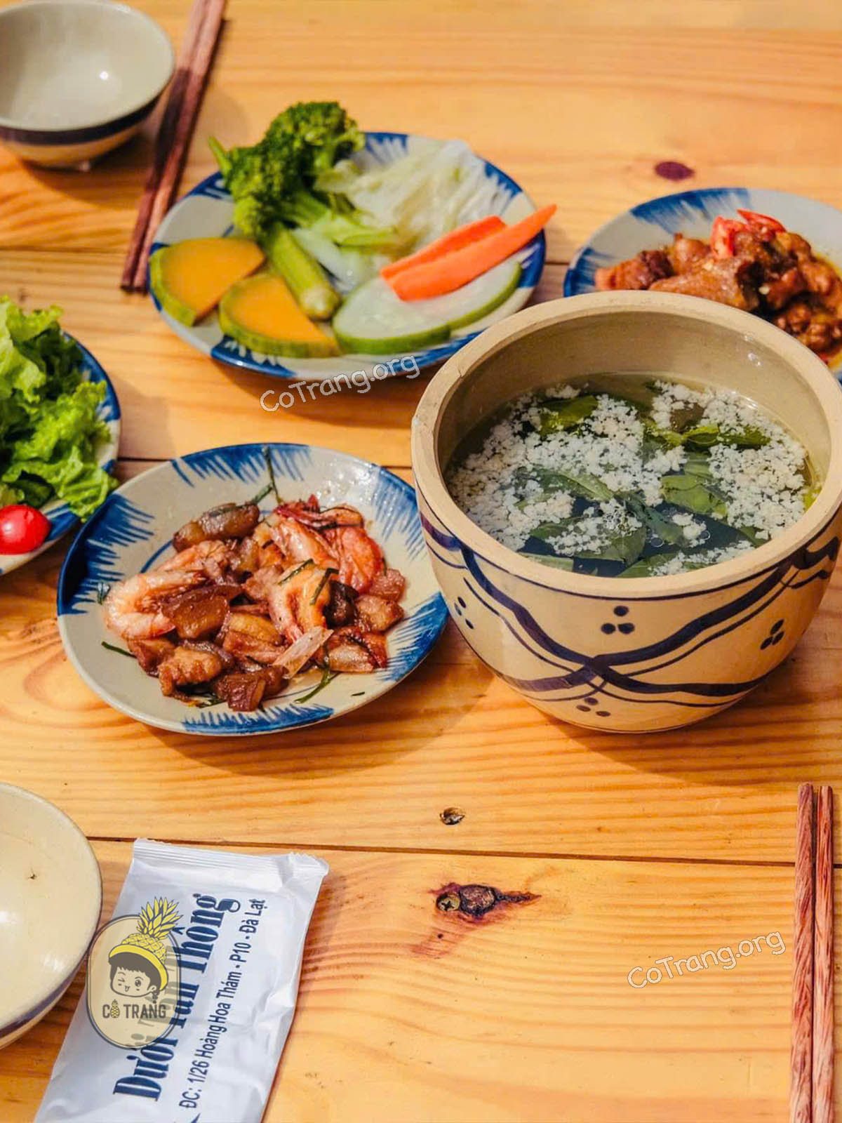 Menu thực đơn và món ăn thực tế tại Dưới Tán Thông Đà Lạt 