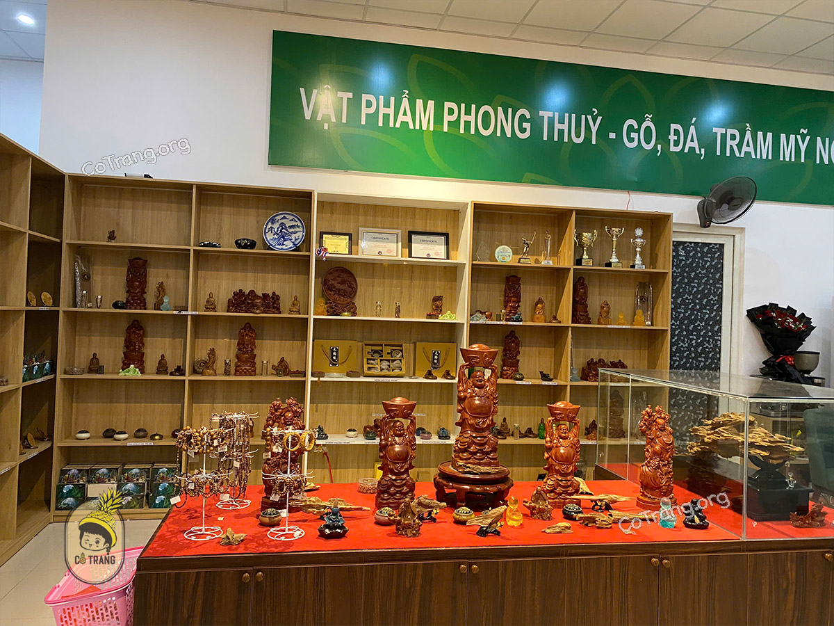 Cửa hàng đặc sản Miền Trung Xứ Quảng - 185 Trương Pháp