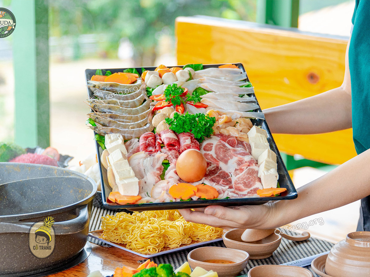 Menu thực đơn và món ăn thực tế tại Nhà Hàng Buffet Rau LeGuDa 
