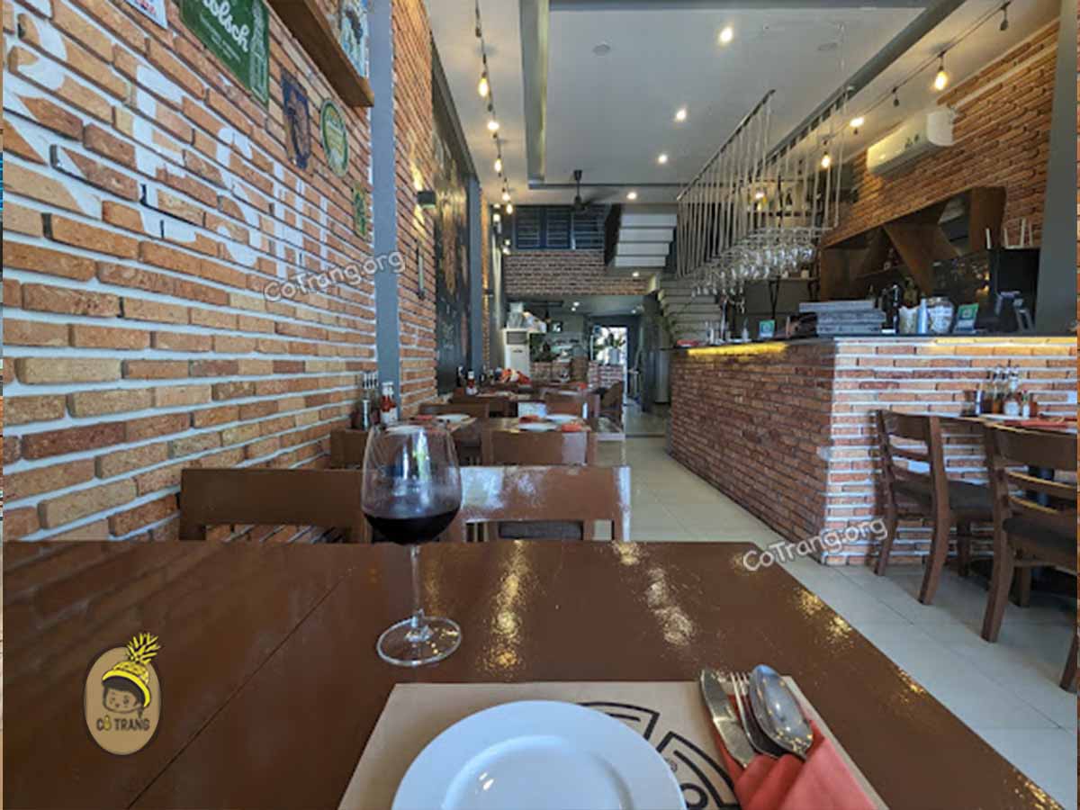 Không gian thực tế tại Pizza House Đà Nẵng