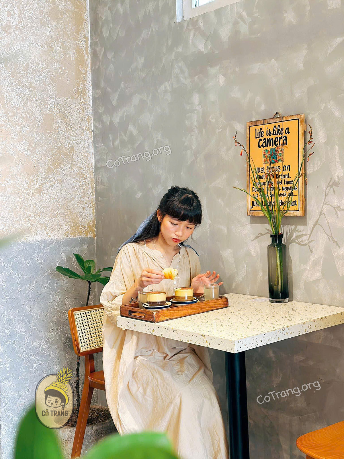 Menu thực đơn và đồ uống thực tế tại Tiệm Cà Phê Trứng Cô Ba Đà Lạt