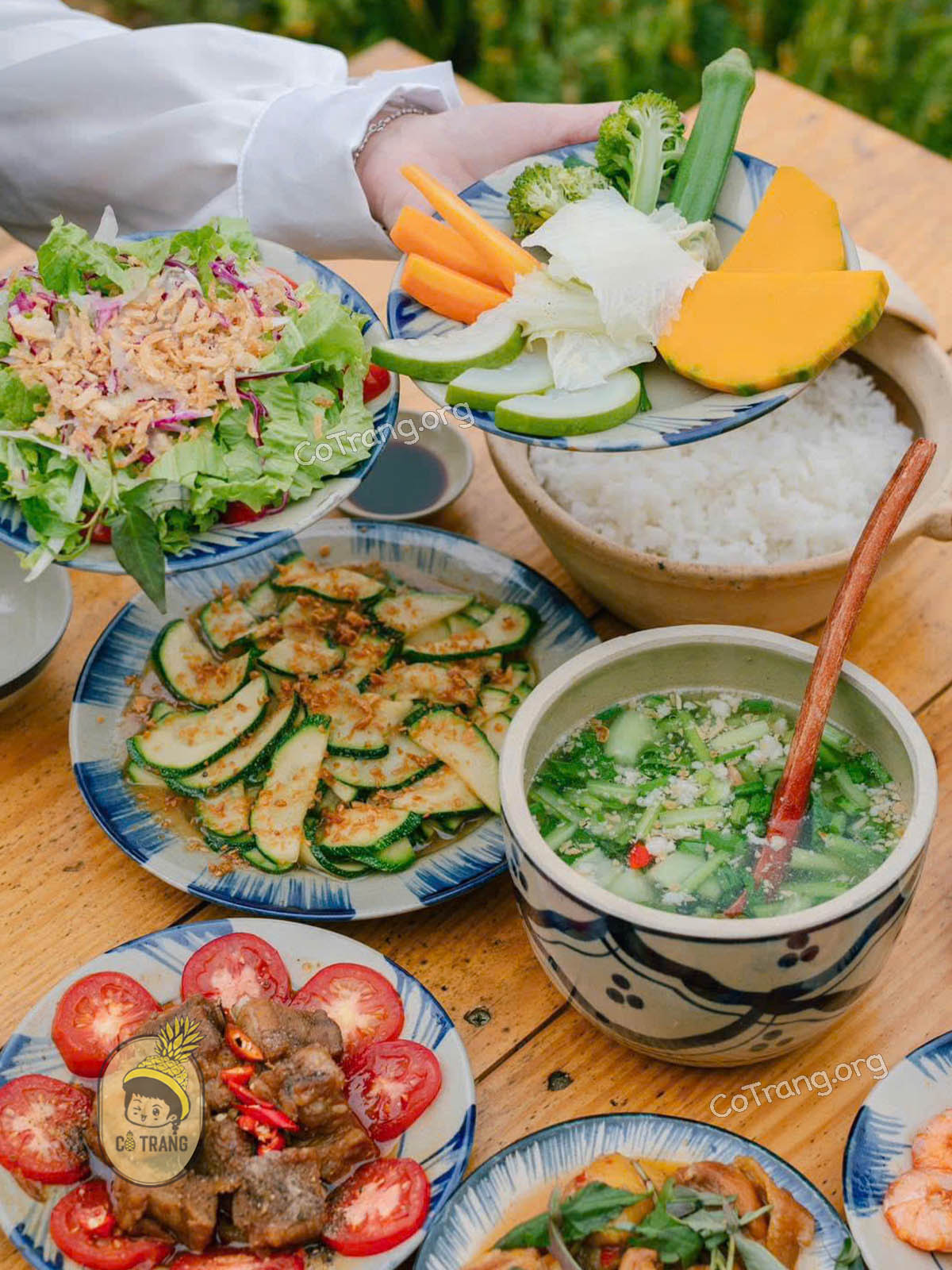 Menu thực đơn và món ăn thực tế tại Dưới Tán Thông Đà Lạt 