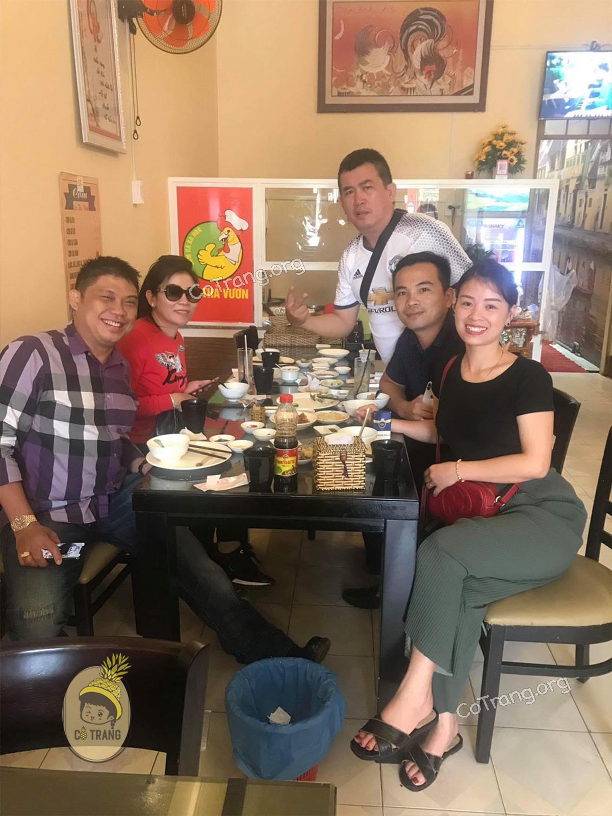 Cơm Gà Bà Hoà - 31 Nguyễn Văn Trỗi, Pleiku