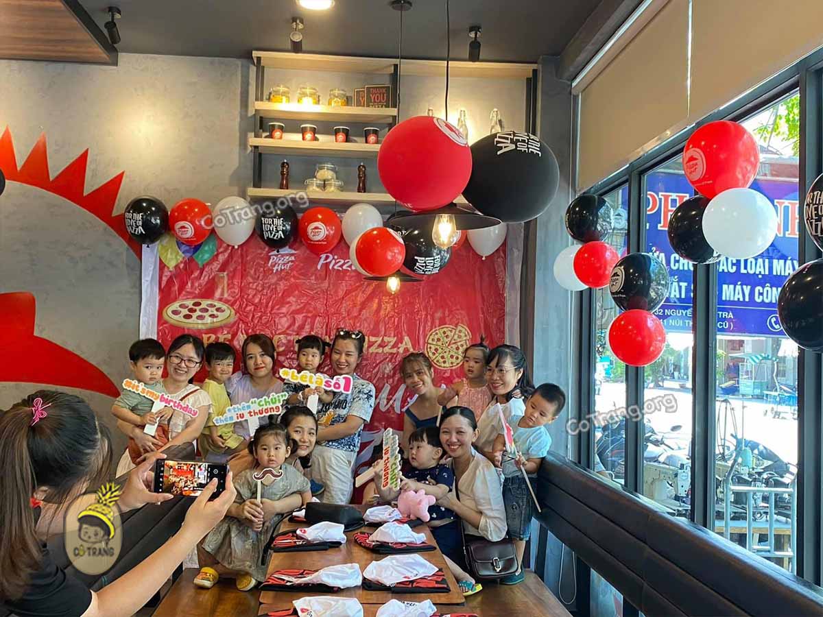 Không gian thực tế tại Pizza Hut Đà Nẵng