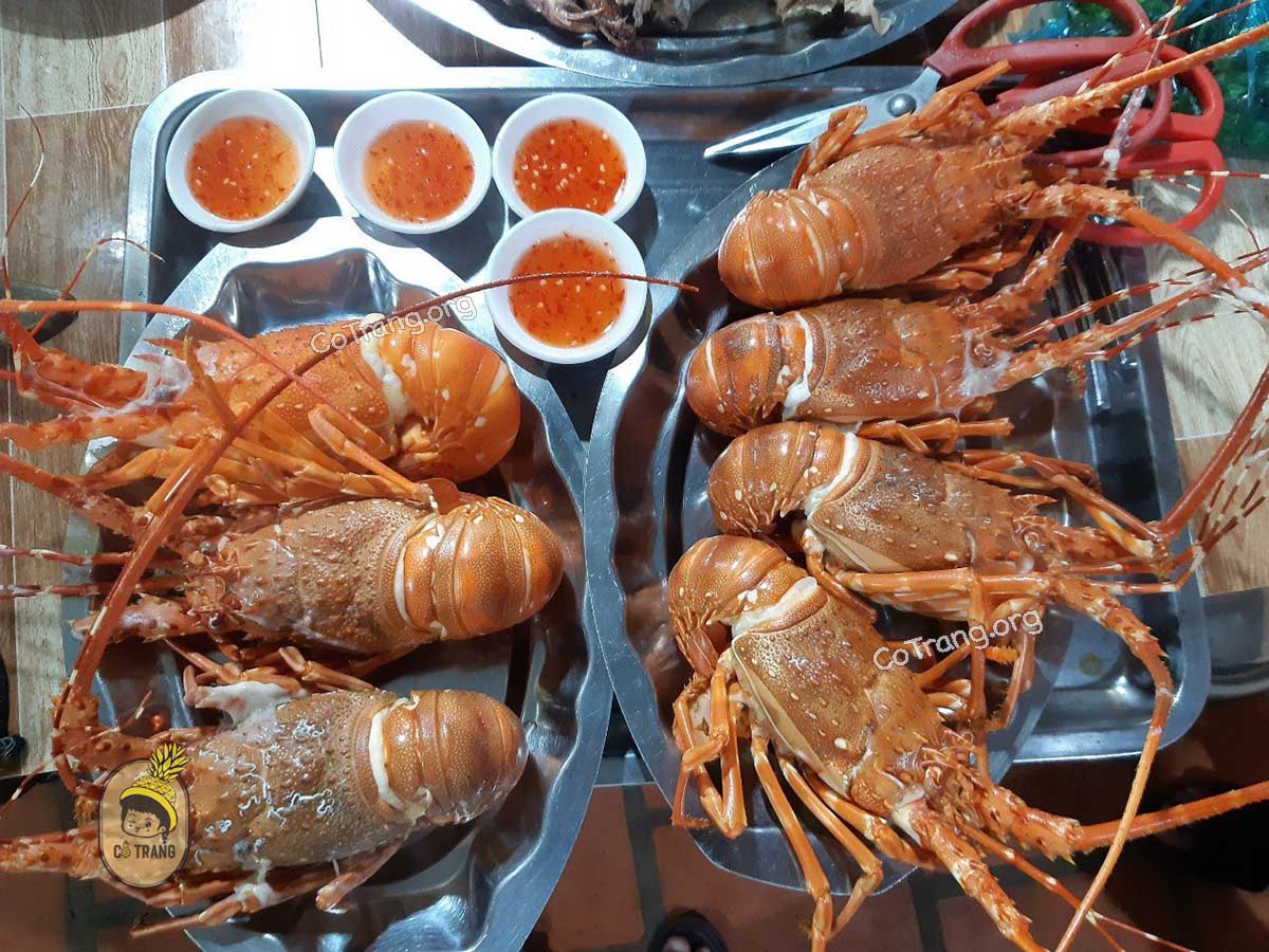 Tôm Hùm Phú Quý - Món ăn đặc sản vừa Sang vừa Chất