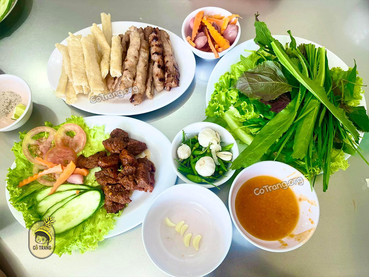 Hình ảnh thực tế Nem Nướng Nha Trang