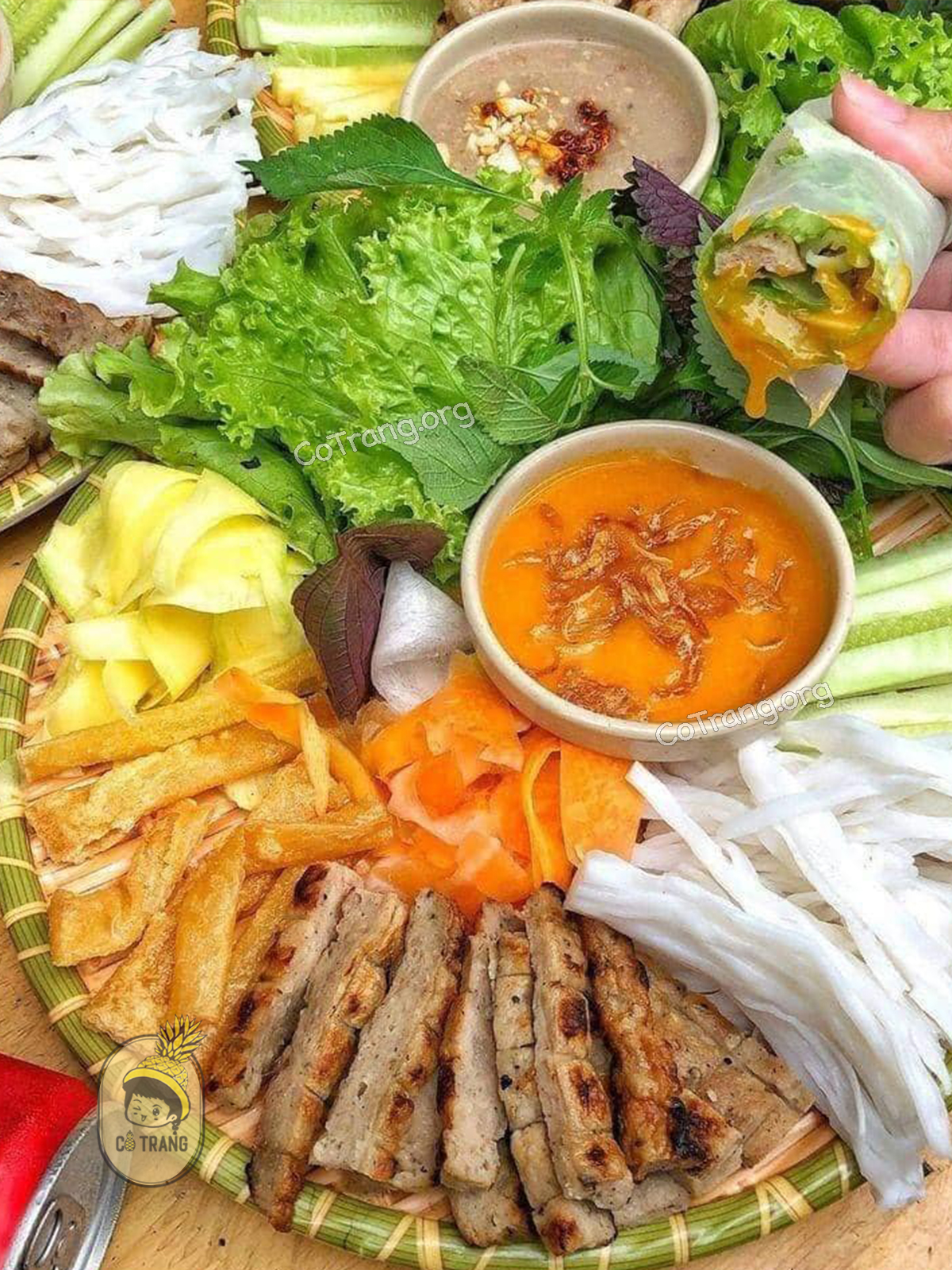 Nem Nướng Nha Trang - Đặc Sản Trứ Danh
