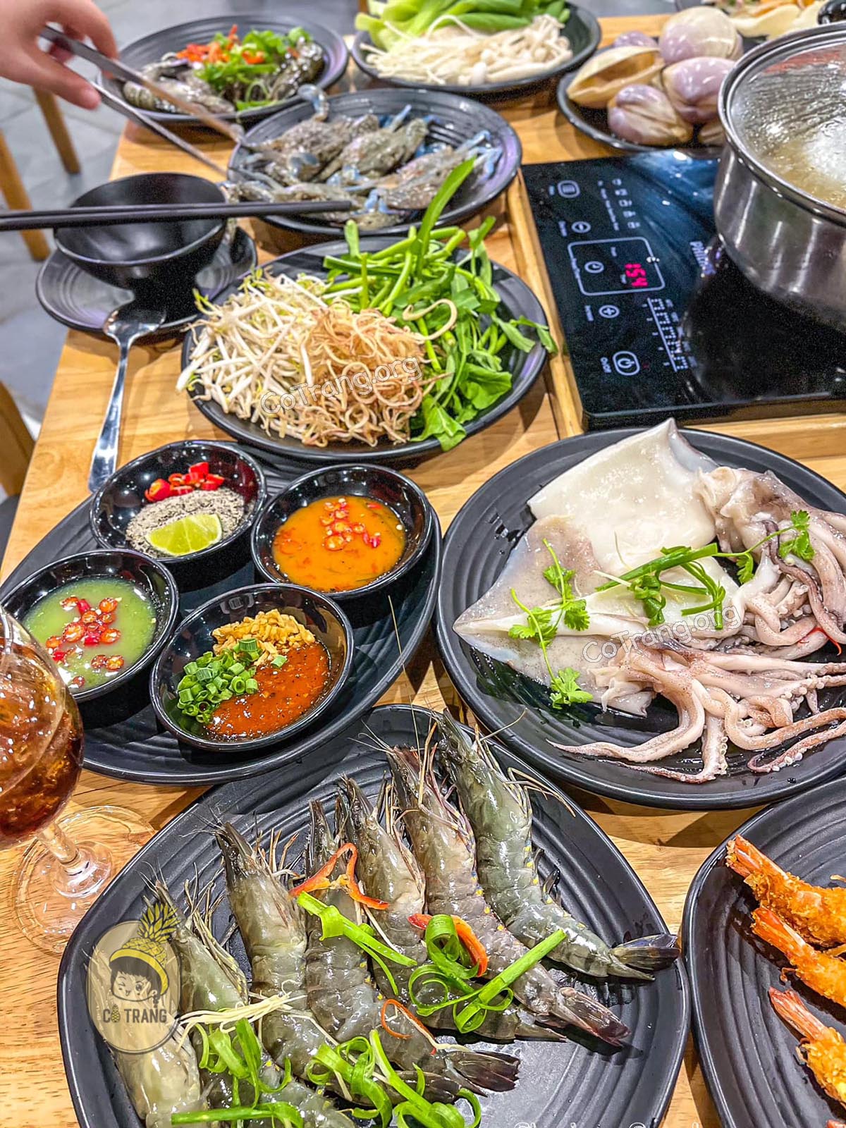 Menu thực đơn và đồ uống thực tế tại Vườn Tôm Shrimp Garden Nha Trang