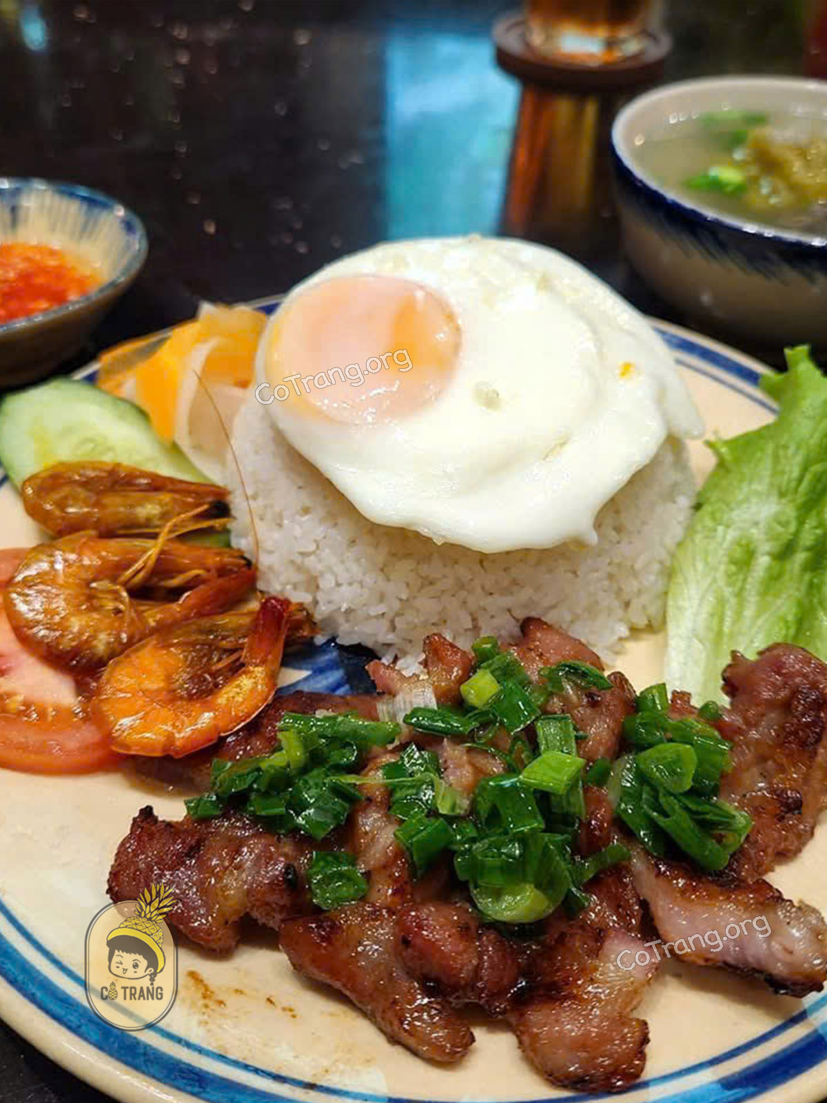 Menu và món ăn thực tế tại Cơm tấm Trúc Vũ Quảng Ngãi