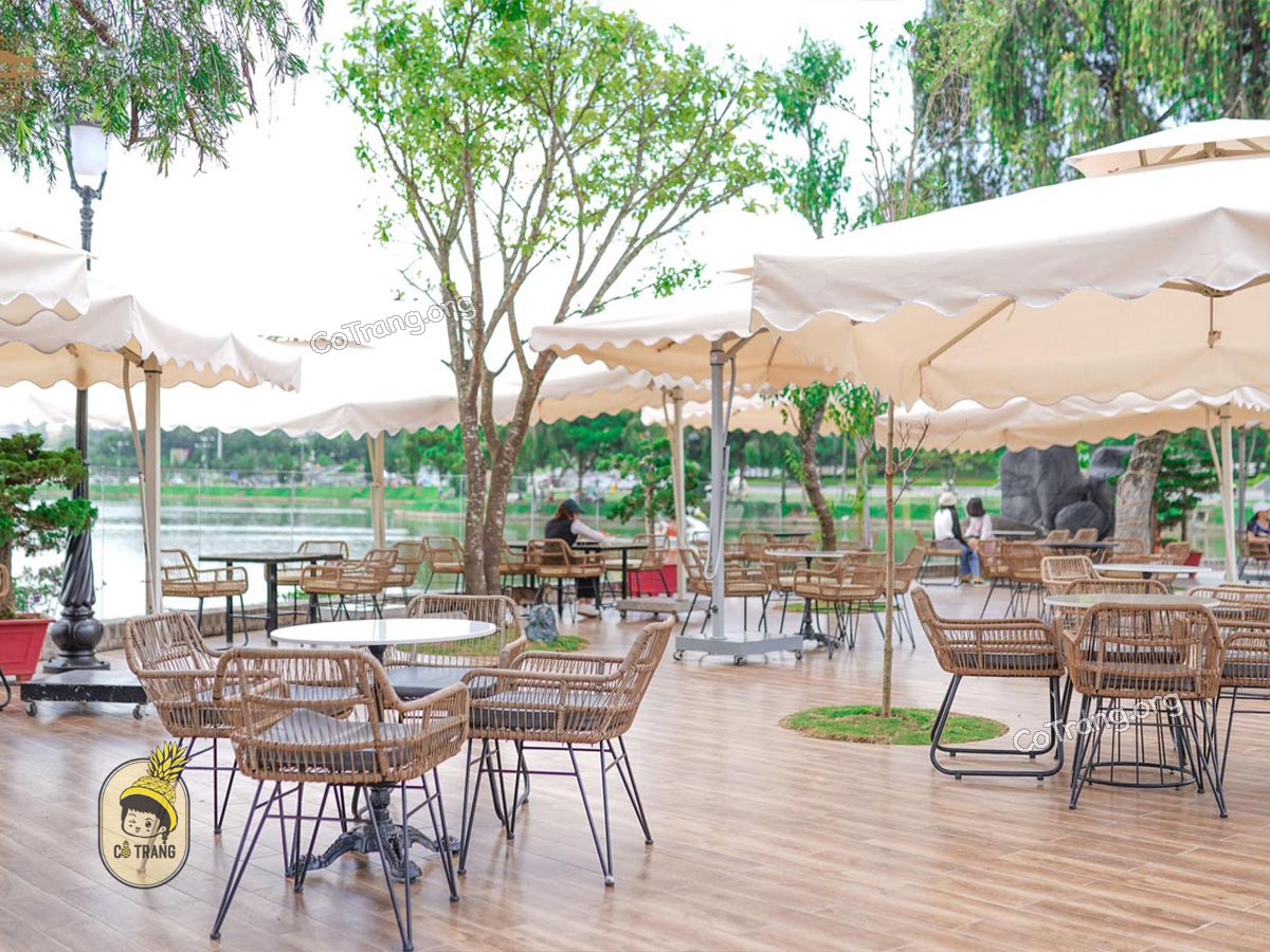 Không gian thực tế tại Nhà Hàng Thuỷ Tạ Đà Lạt