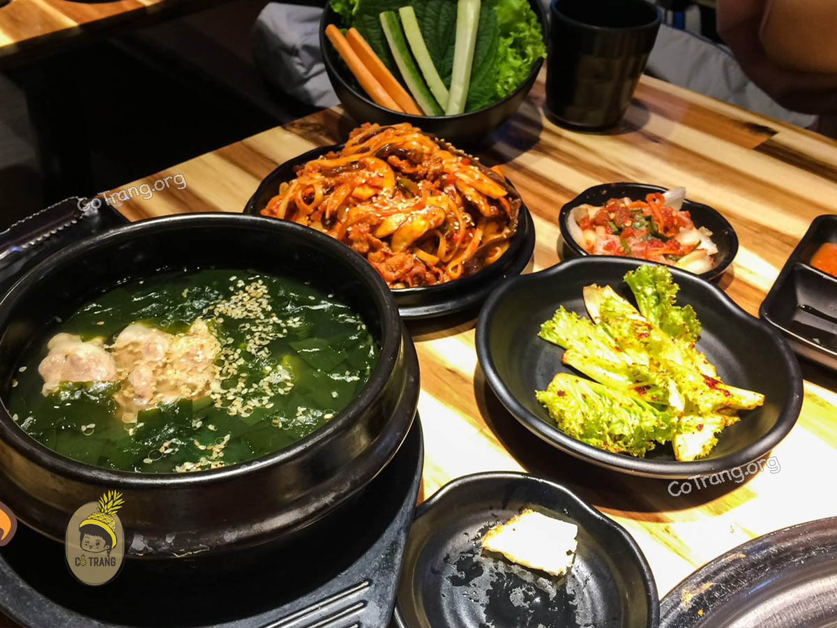Menu thực đơn và món ăn thực tế tại Fungi Chingu Đà Lạt