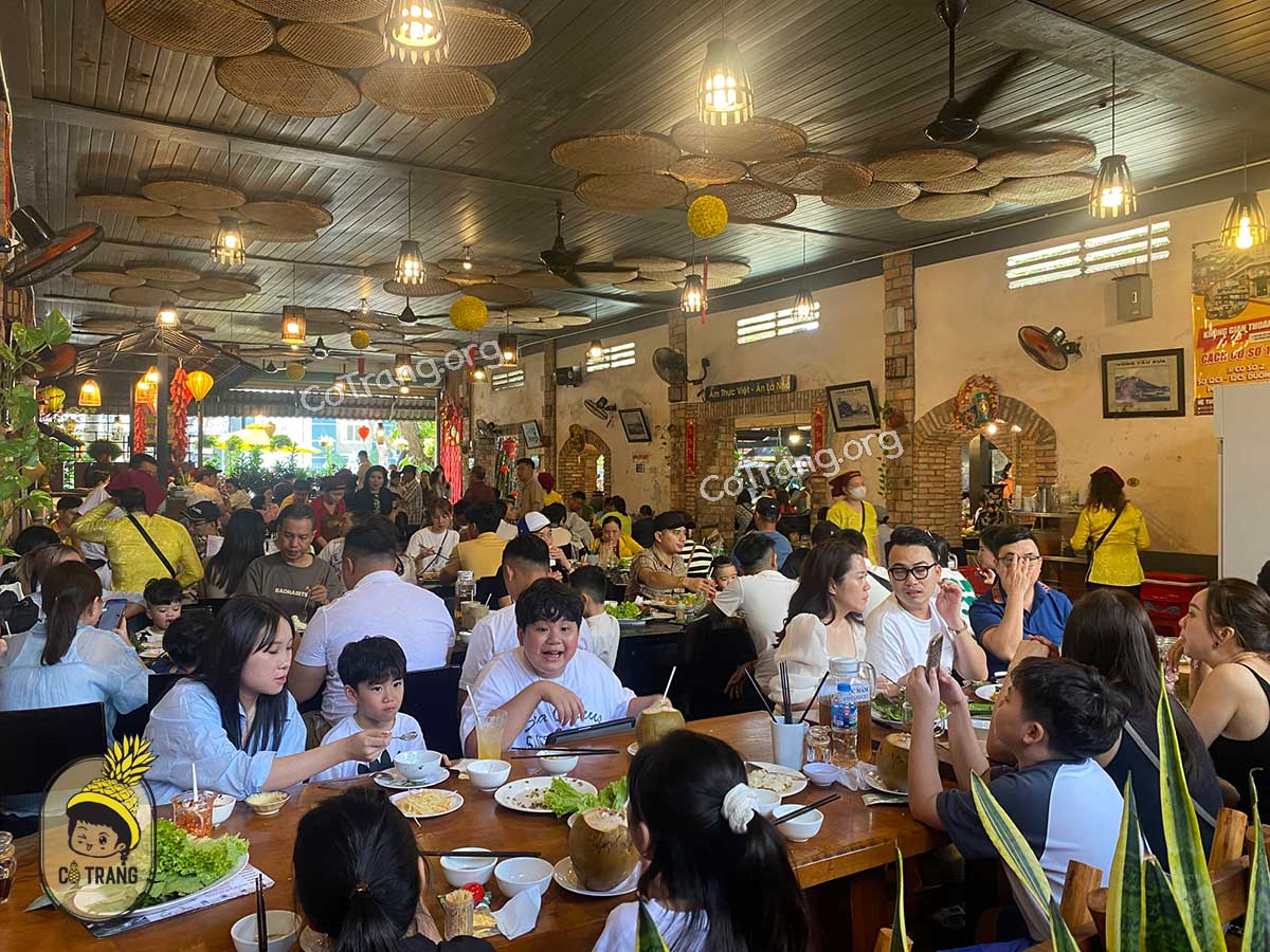 Bánh Khọt Cô Ba - 01 Hoàng Hoa Thám, Vũng Tàu