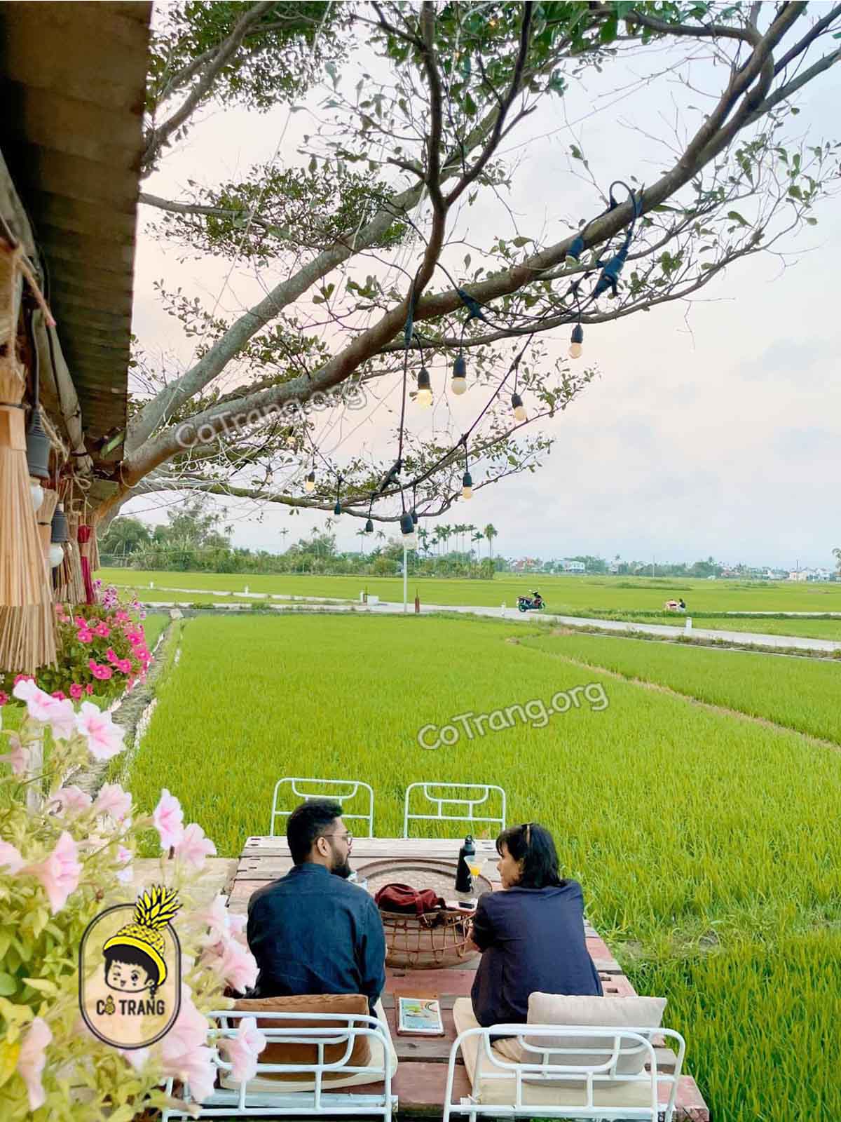 Những góc sống ảo tại Roving Chillhouse Hội An