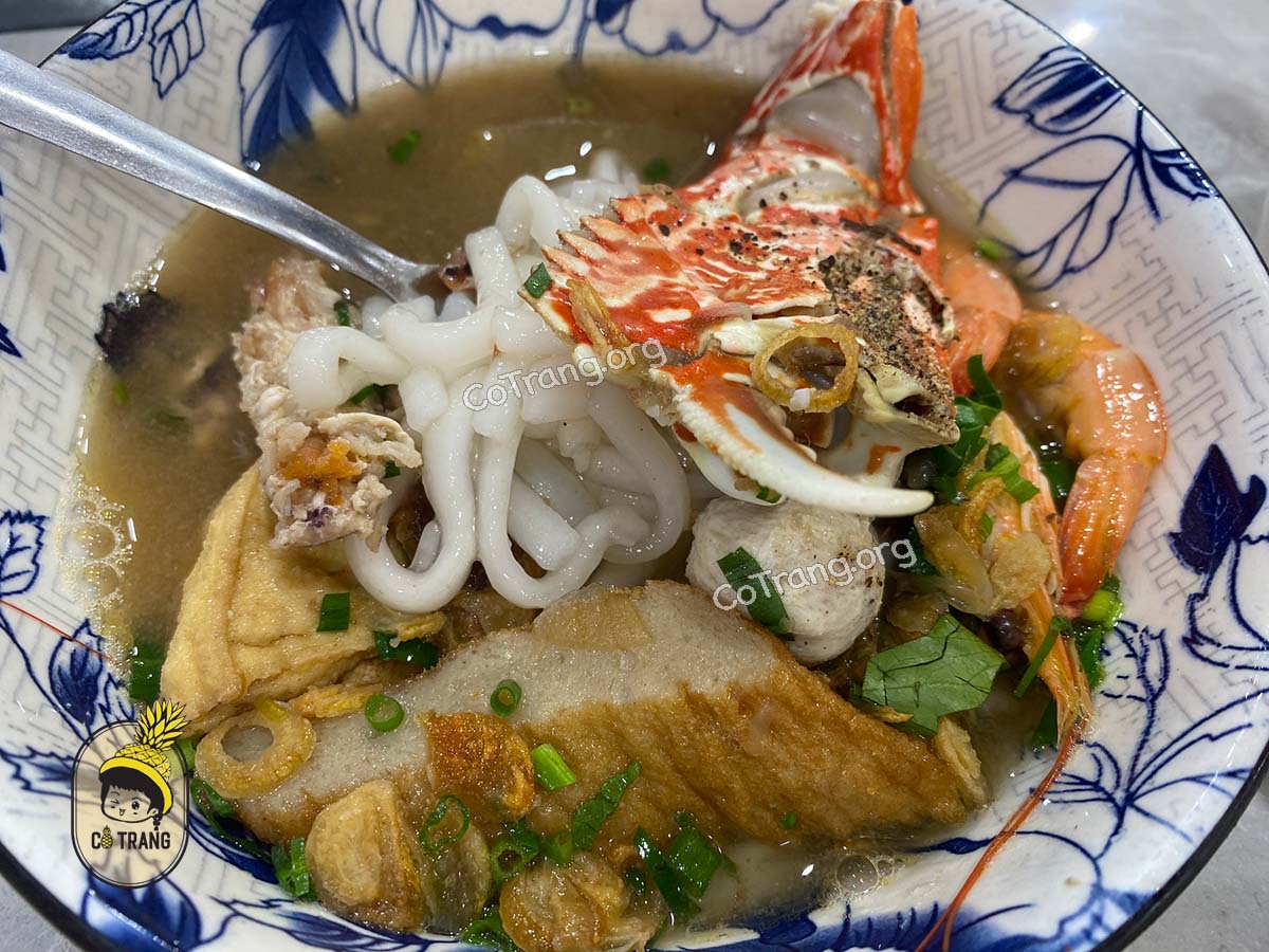 Menu thức ăn và đồ uống tại quán Bún Càng Cúm Vũng Tàu