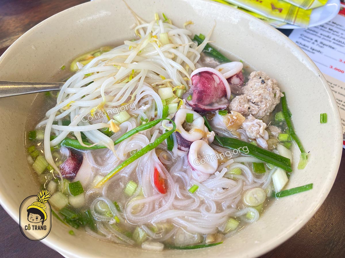 Menu Hủ Tiếu Mực Ông Già Cali Vũng Tàu