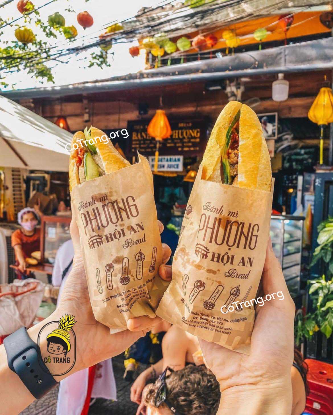 Menu và món ăn thực tế tại Bánh mì Phượng Hội An