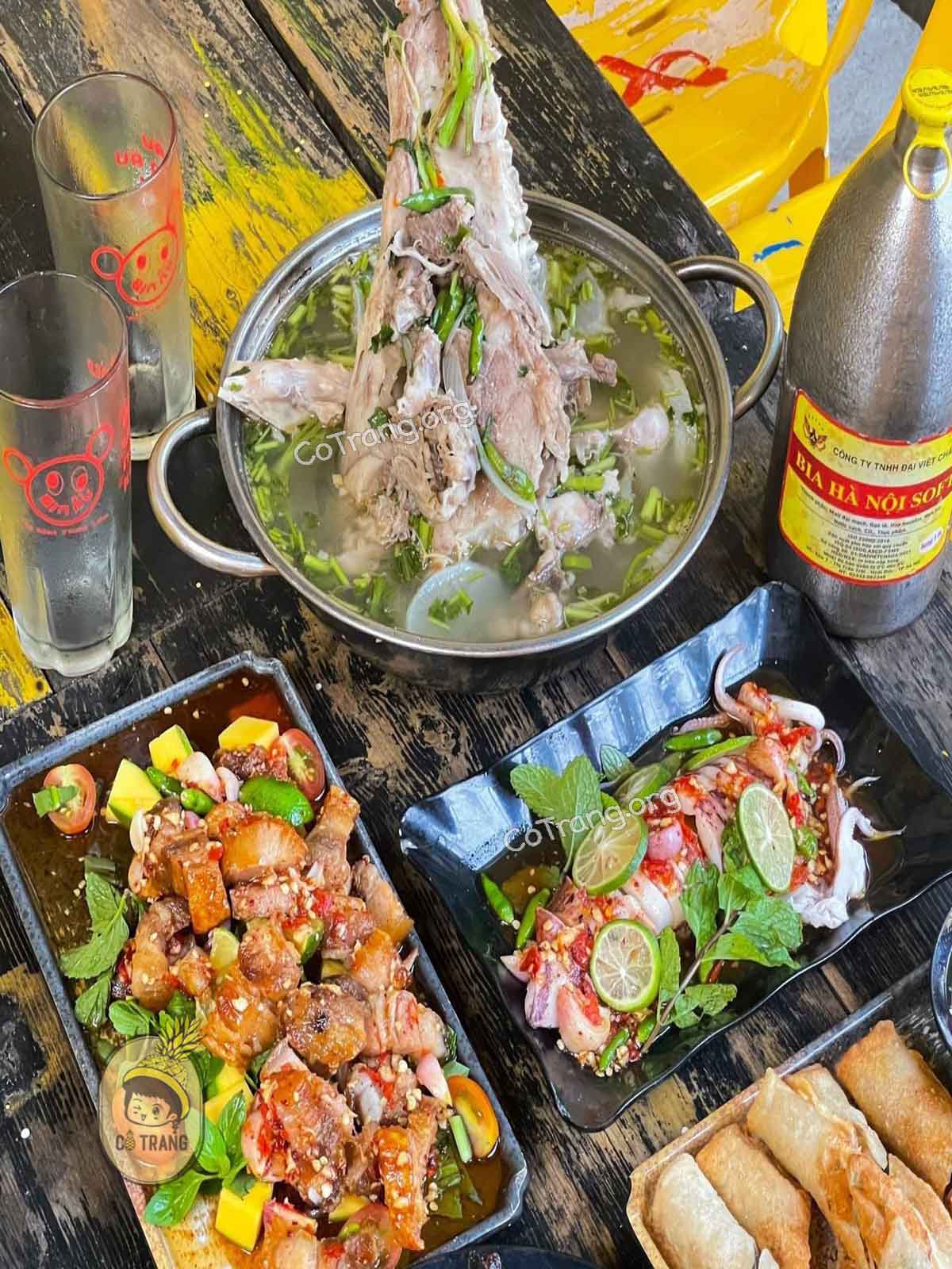 Menu thức ăn tại Bia Ẩu Đà Nẵng 