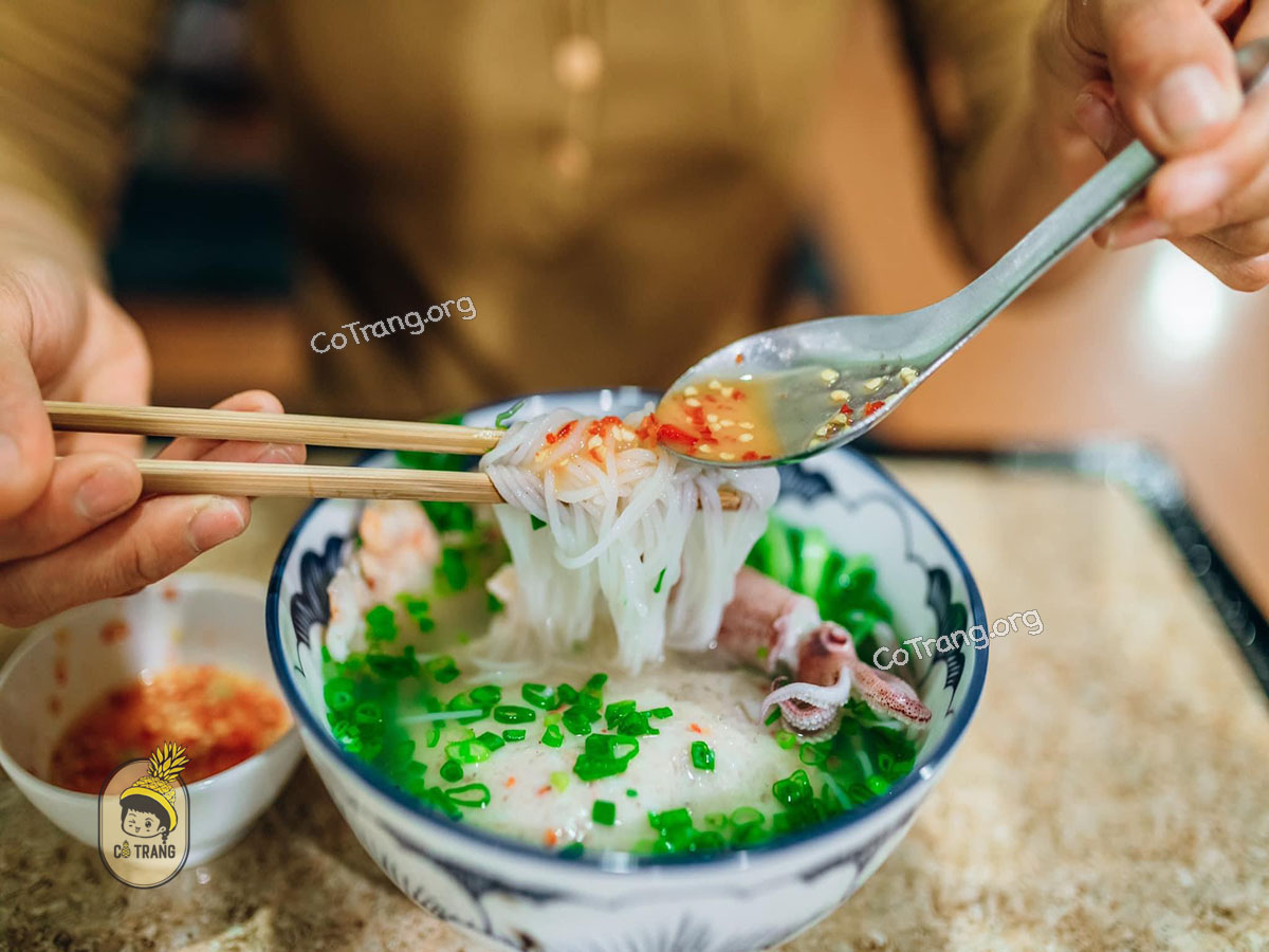 Menu thức ăn tại Bún Quậy Hải Ngân Phú Quốc