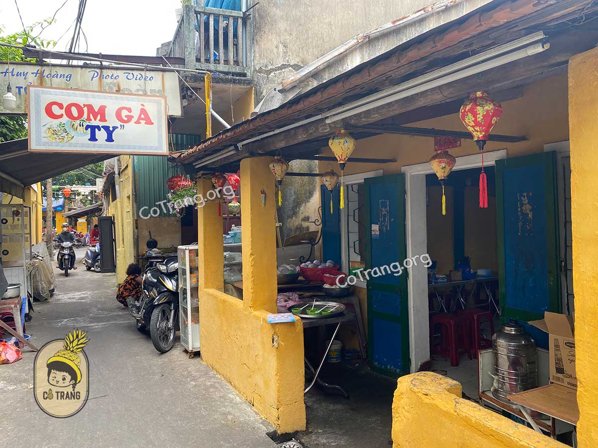 Menu món ăn tại Cơm Gà Ty Hội An
