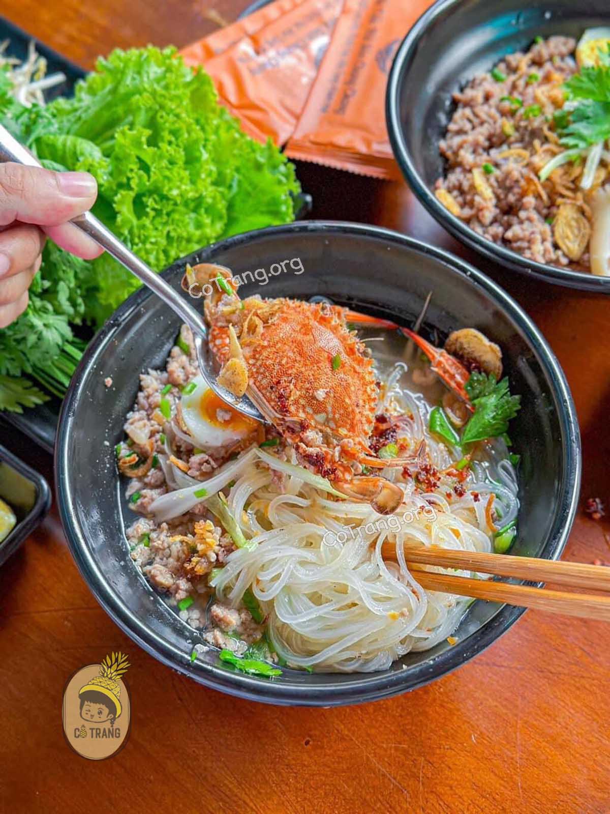 Menu thức ăn tại Hũ Tiếu Hải Sản Chang Chang