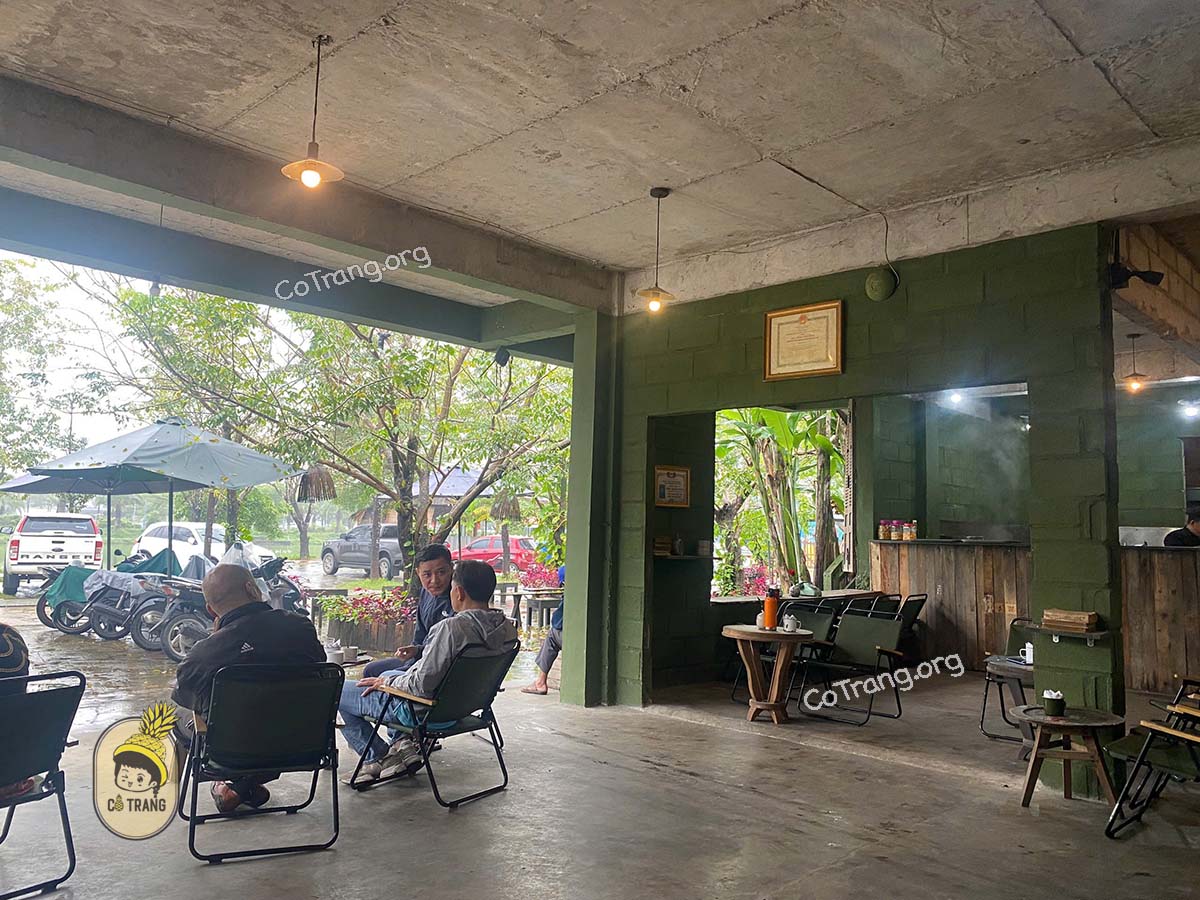 Không gian thực tế tại Coffee AH-64 Apache Quảng Ngãi