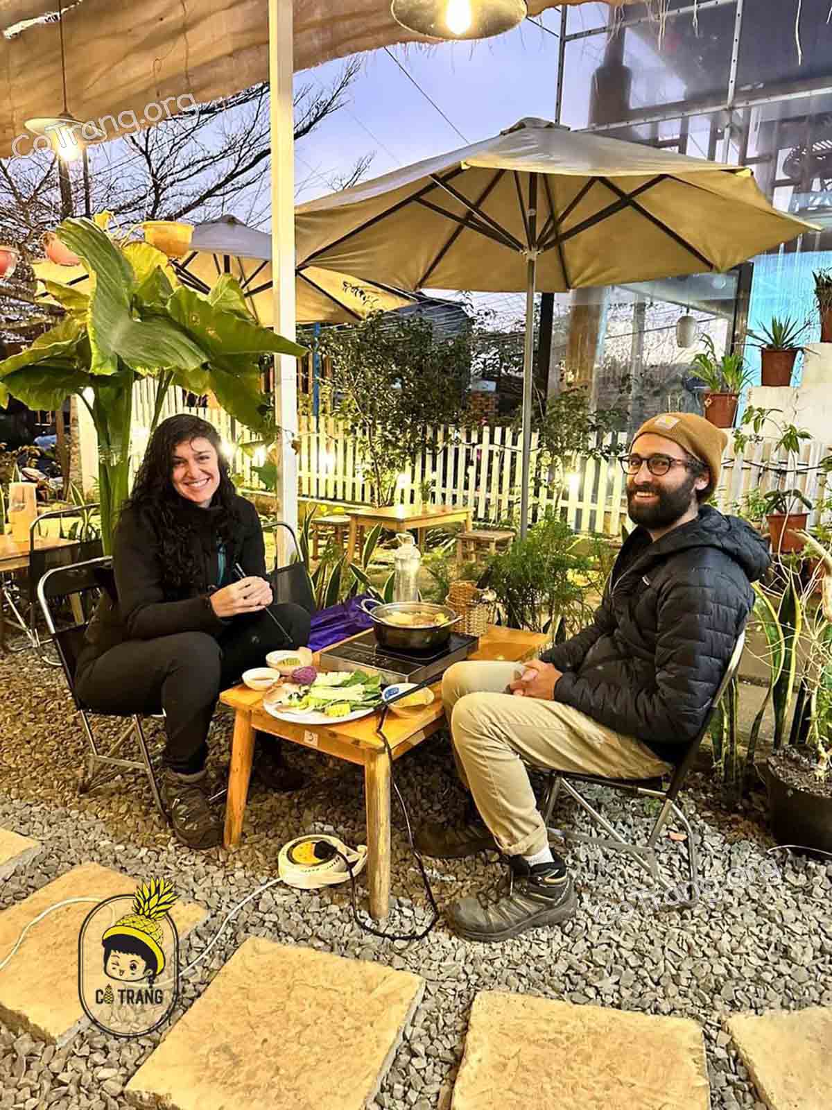 Không gian thực tế tại Quán Chay Cô Ba Măng Đen